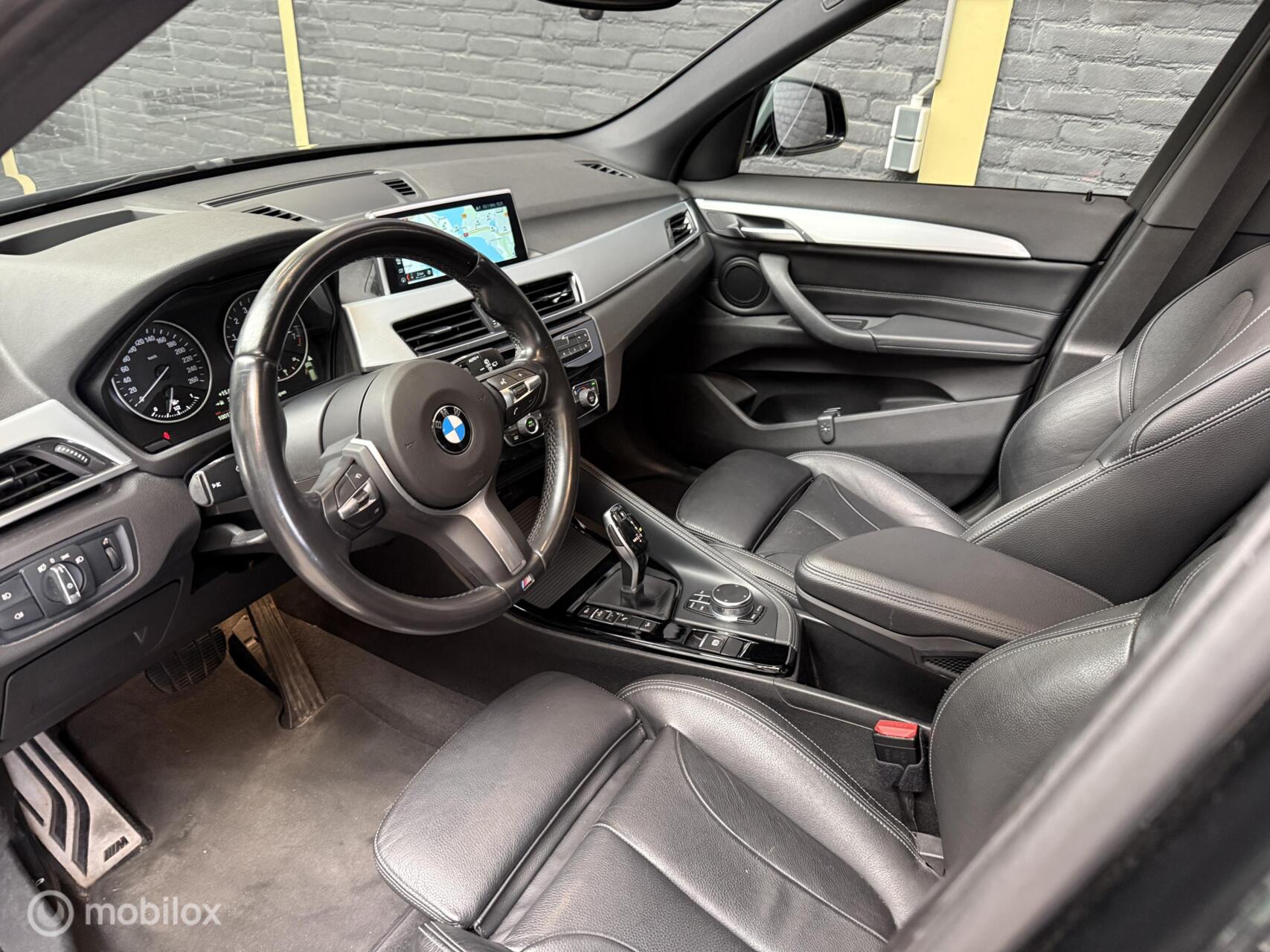 Foto van BMW X1 Xdrive25i