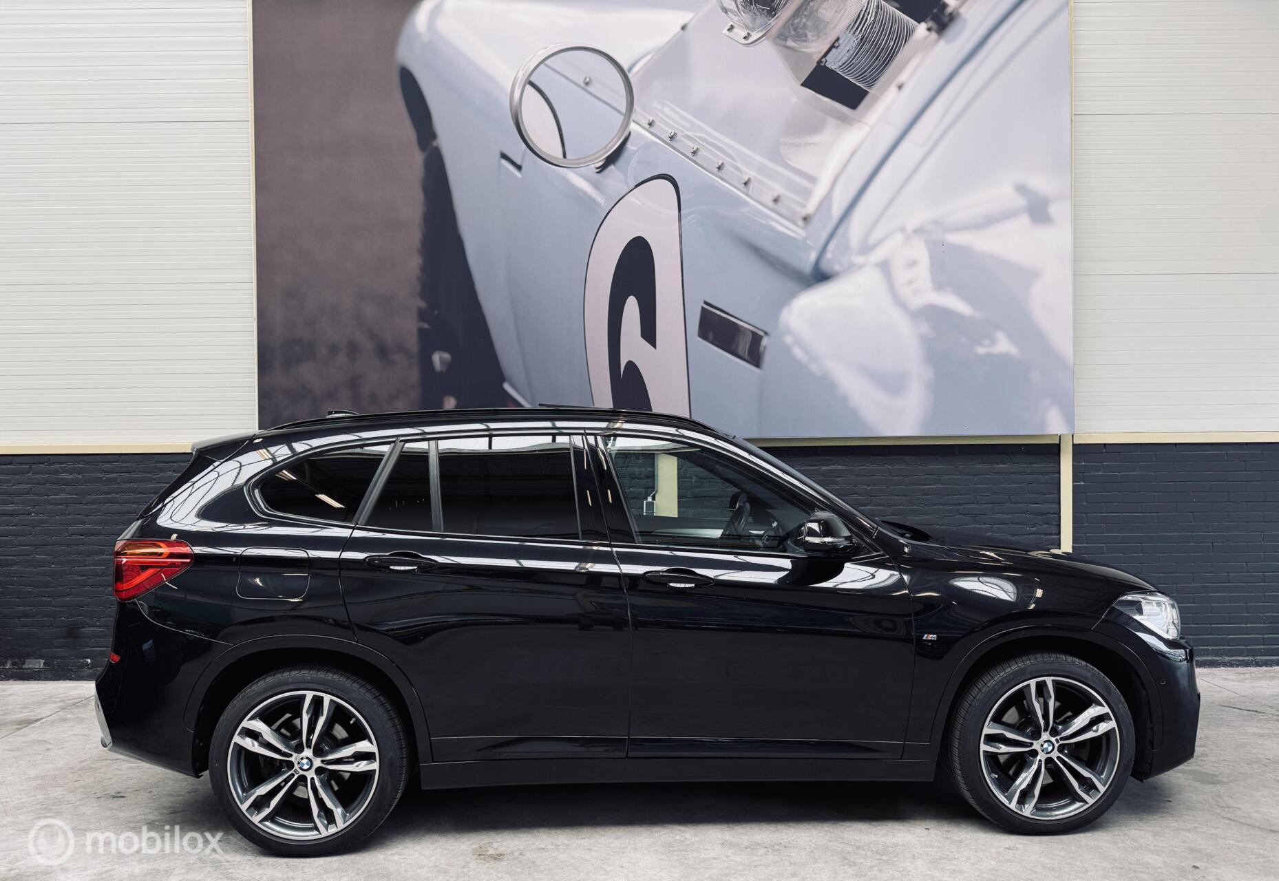 Foto van BMW X1 Xdrive25i