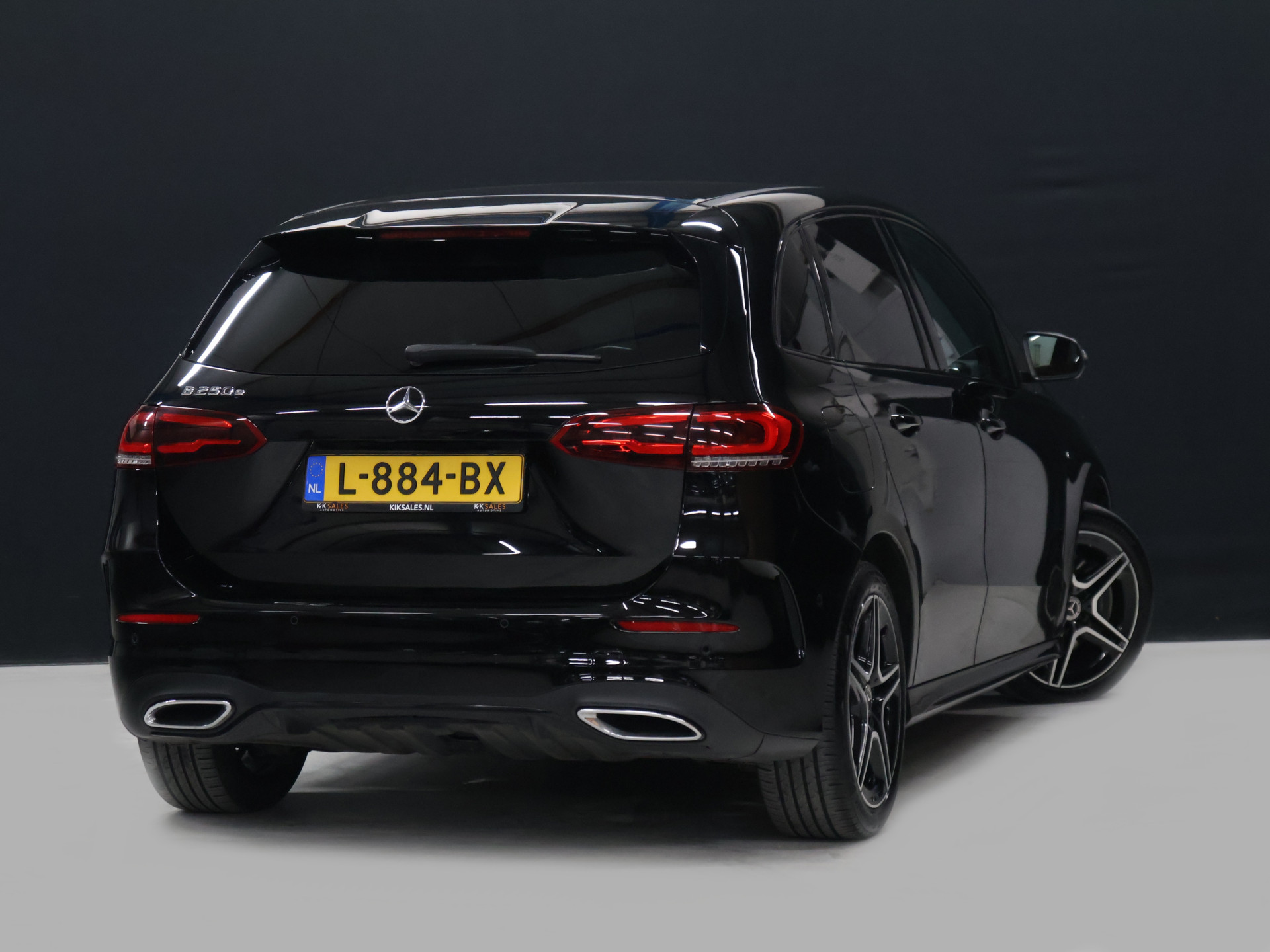 Foto van Mercedes-Benz B 250 E