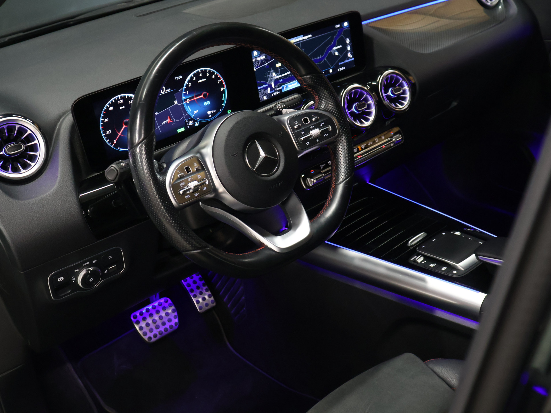 Foto van Mercedes-Benz B 250 E