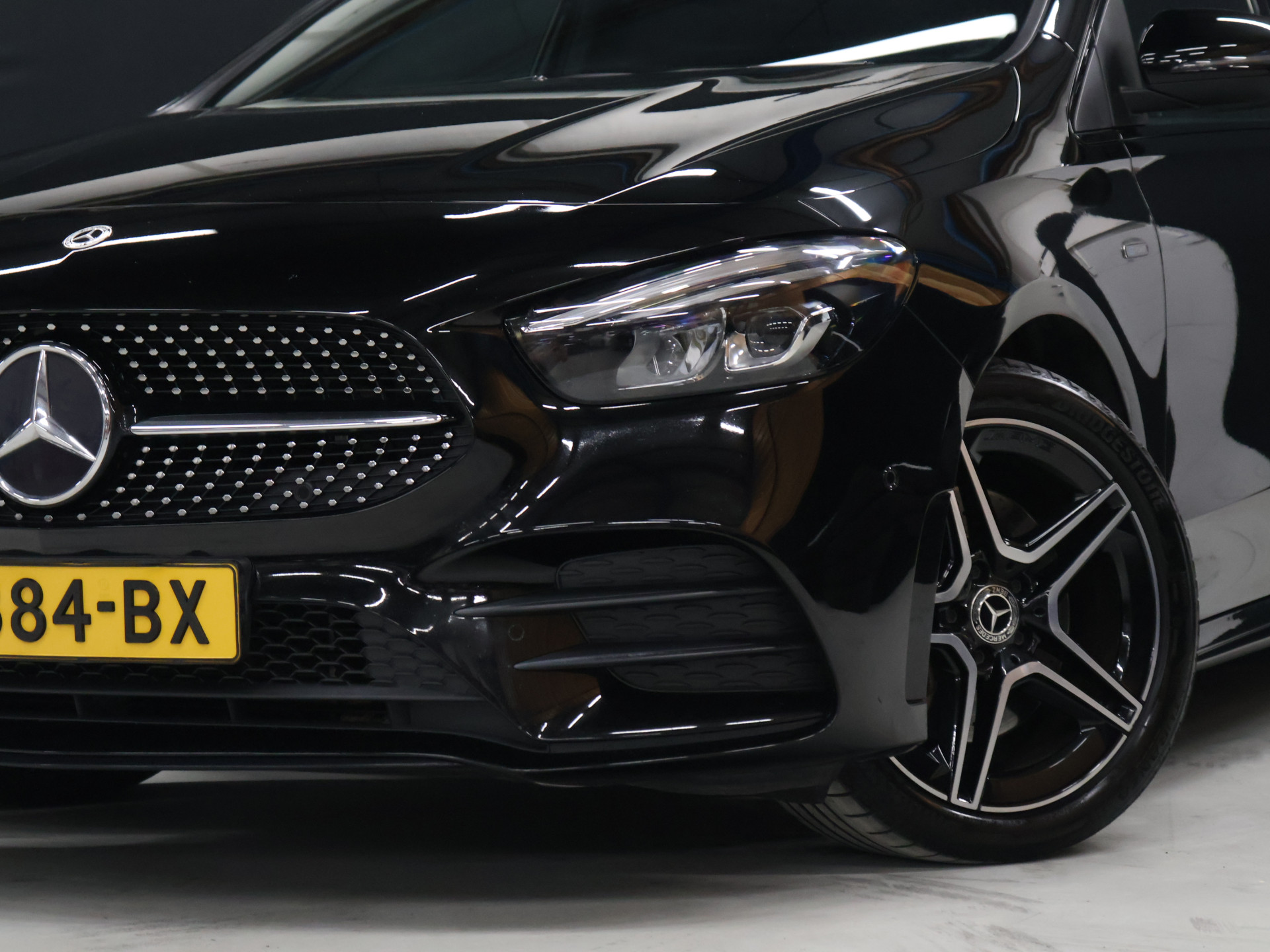 Foto van Mercedes-Benz B 250 E