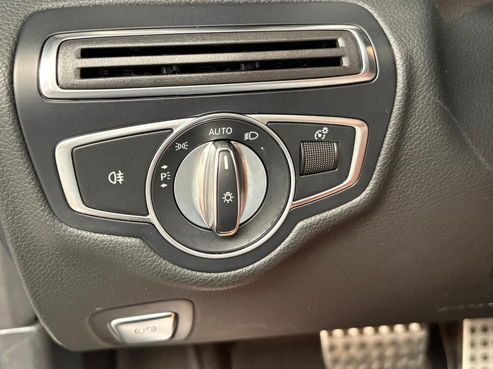 Foto van Mercedes-Benz C 200