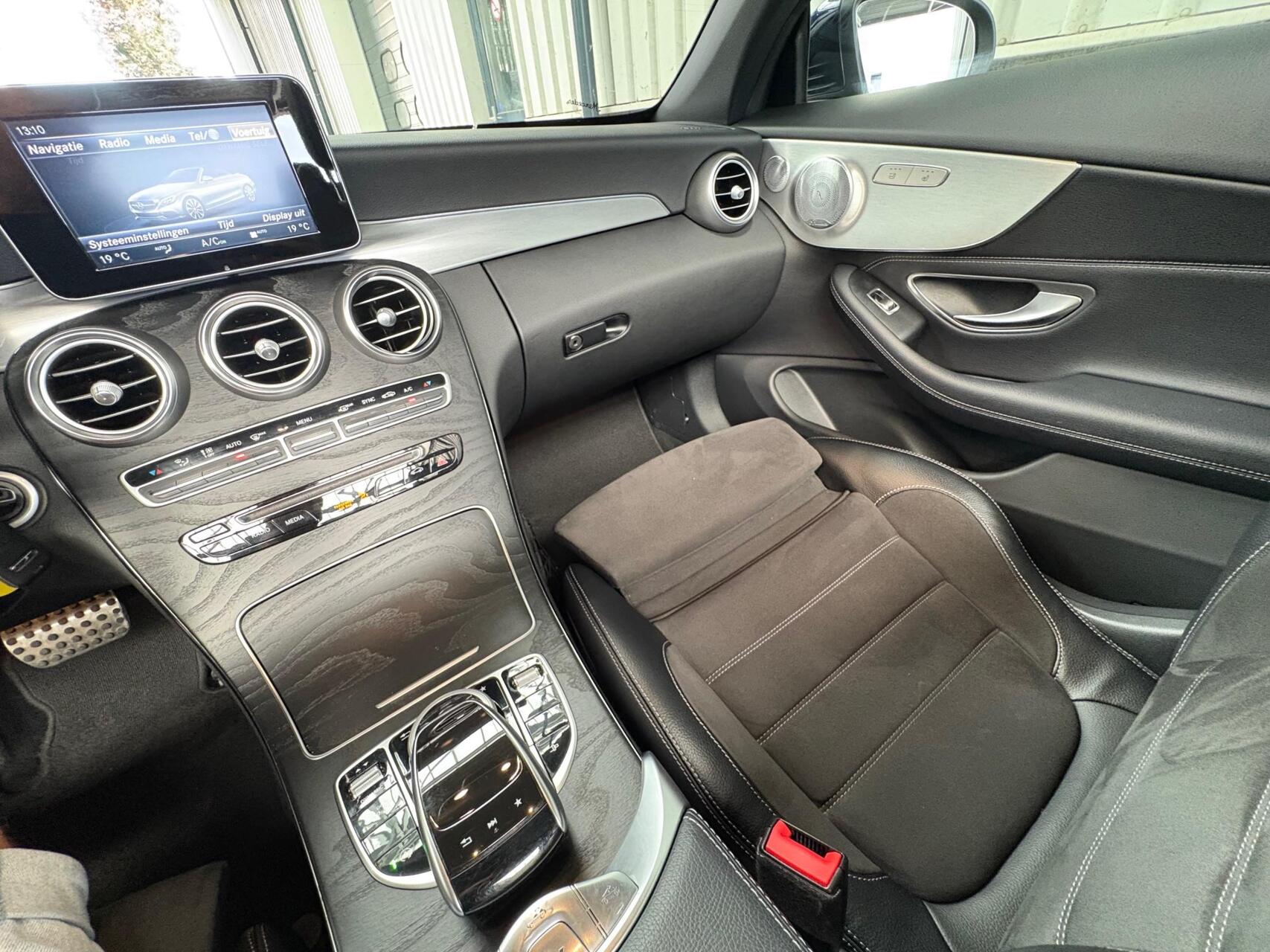 Foto van Mercedes-Benz C 200