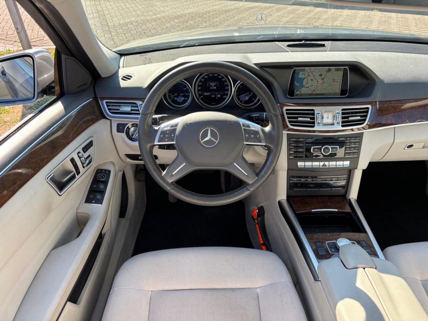 Foto van Mercedes-Benz E 350 Bluetec