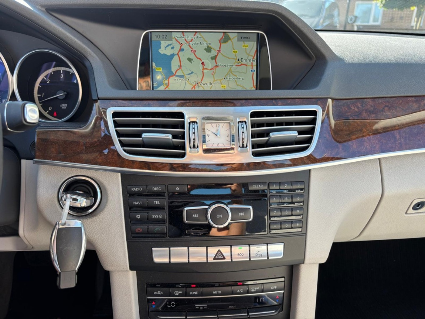 Foto van Mercedes-Benz E 350 Bluetec