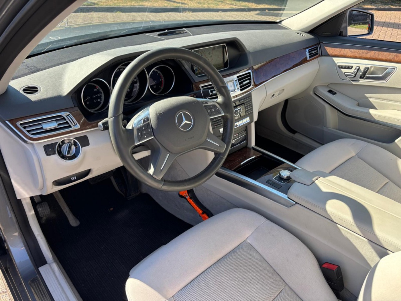 Foto van Mercedes-Benz E 350 Bluetec