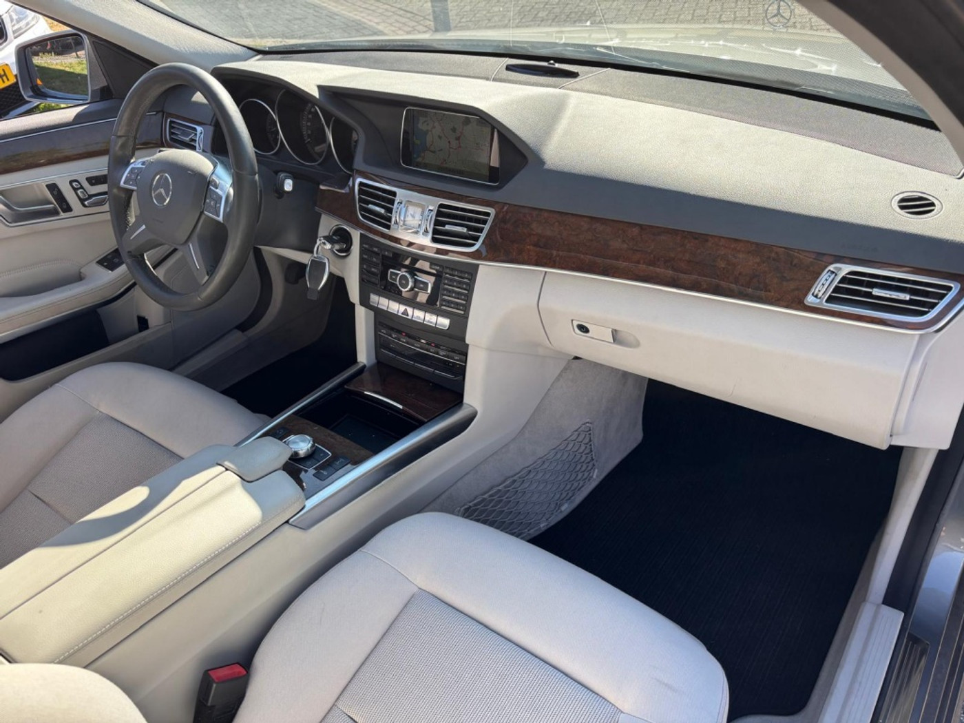 Foto van Mercedes-Benz E 350 Bluetec
