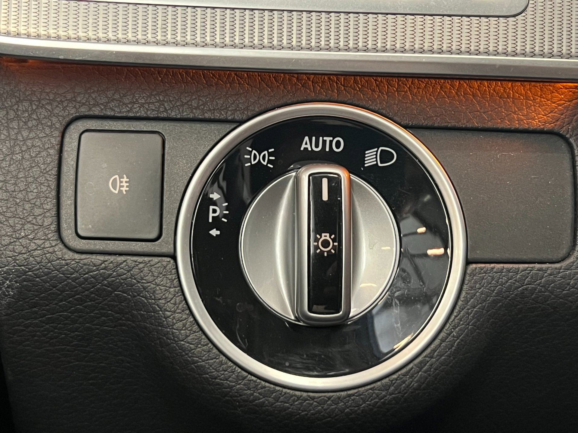 Foto van Mercedes-Benz E 300 Bluetec Hybrid