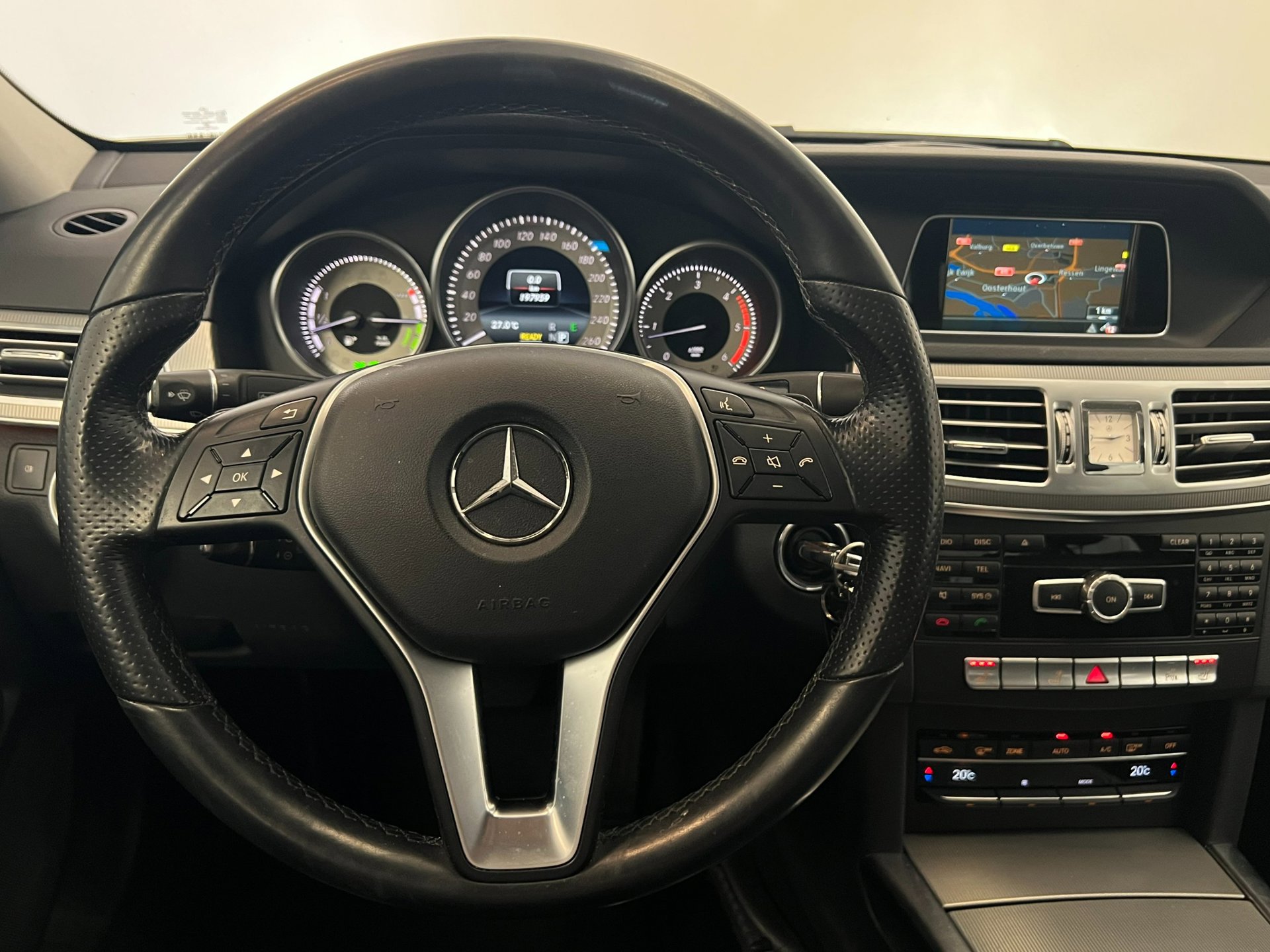 Foto van Mercedes-Benz E 300 Bluetec Hybrid