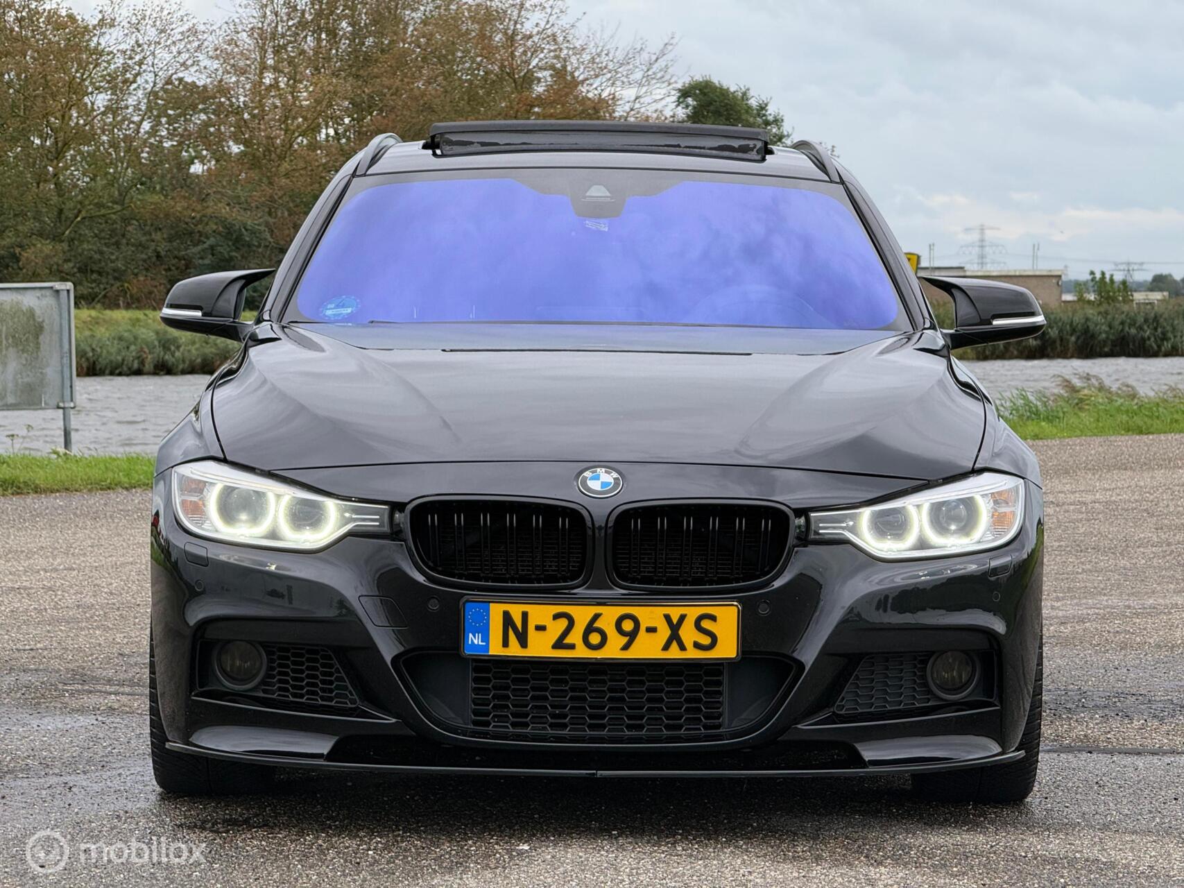 Foto van BMW 335i xDrive