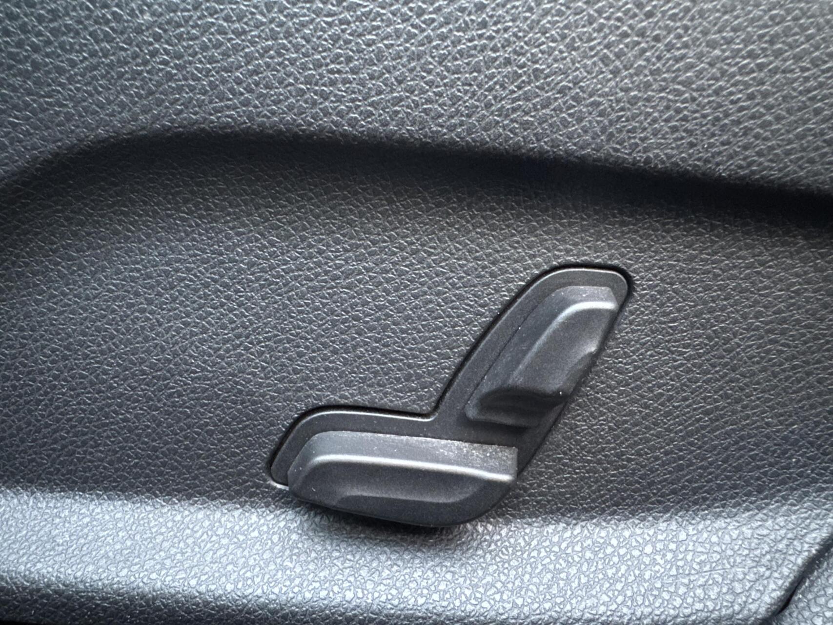 Foto van Mercedes-Benz C 200