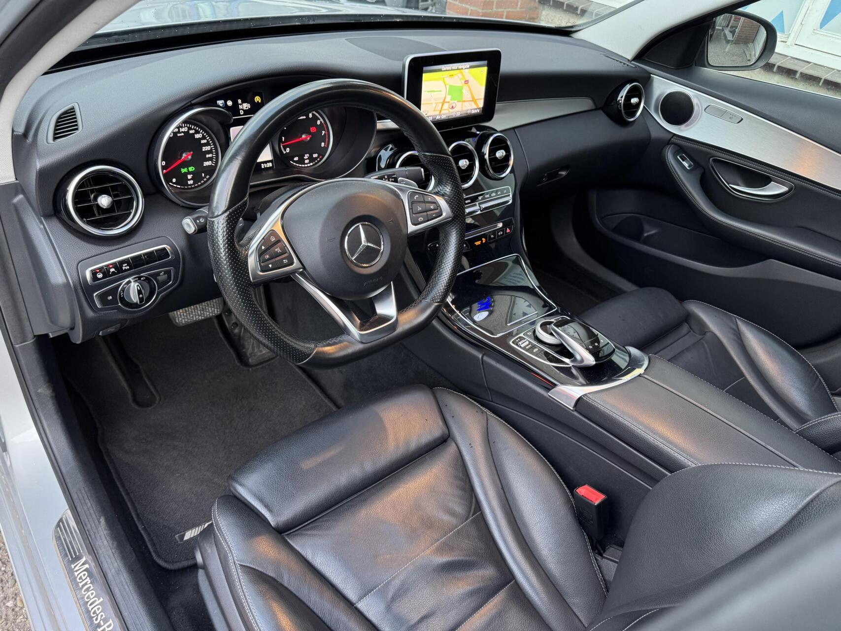 Foto van Mercedes-Benz C 200