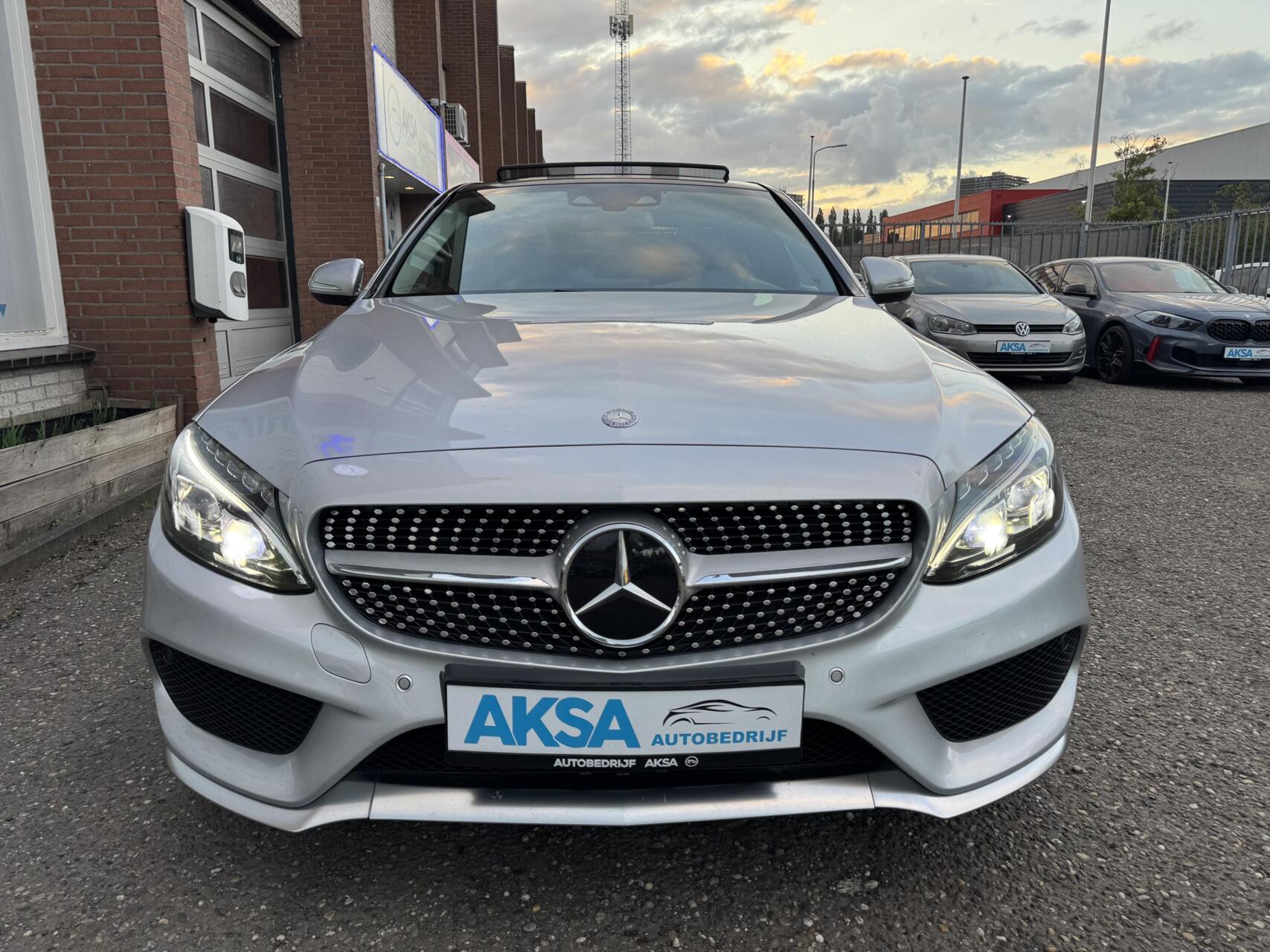 Foto van Mercedes-Benz C 200