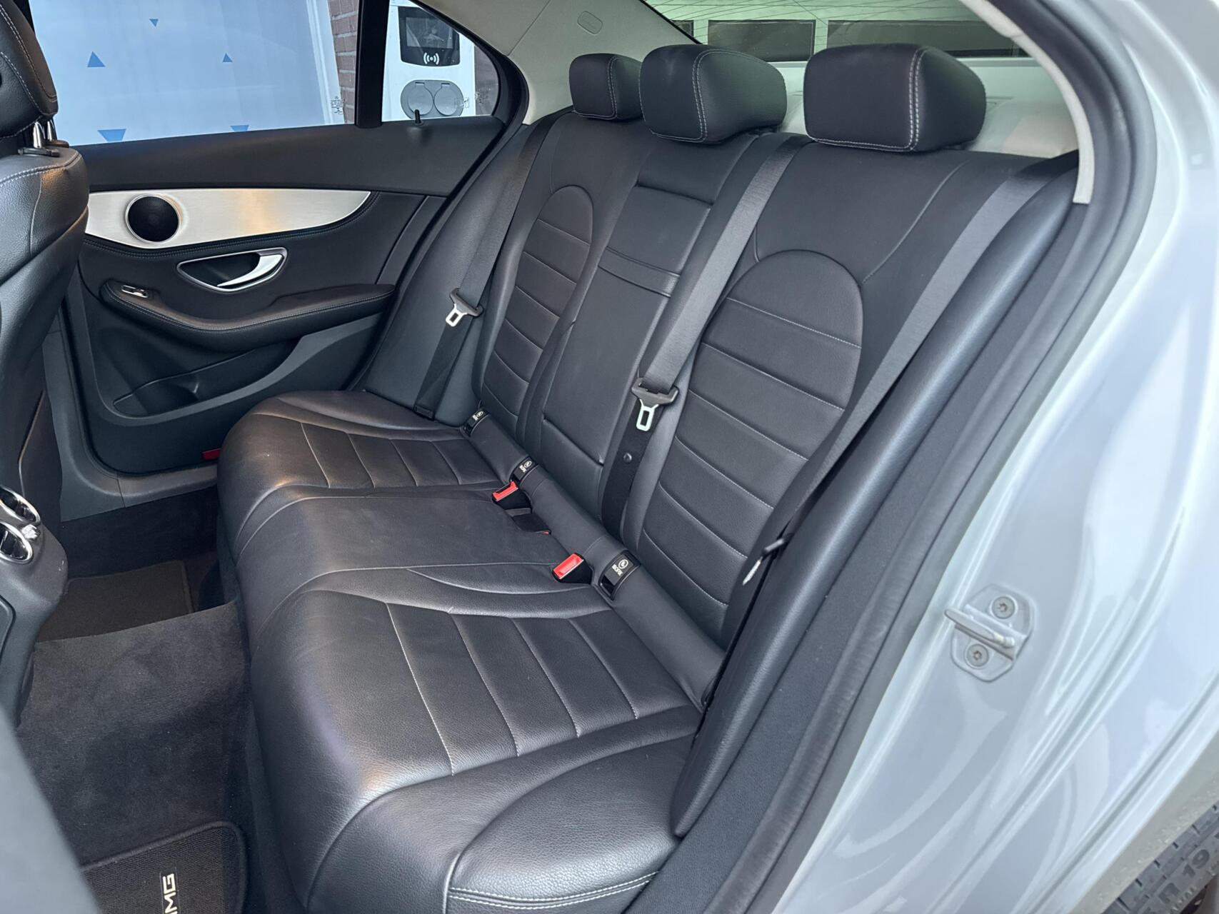 Foto van Mercedes-Benz C 200