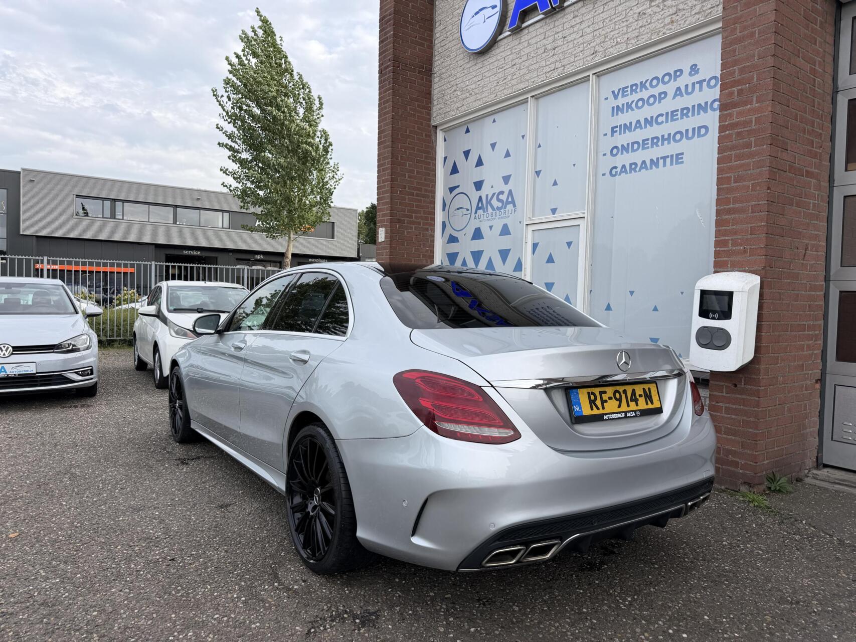 Foto van Mercedes-Benz C 200