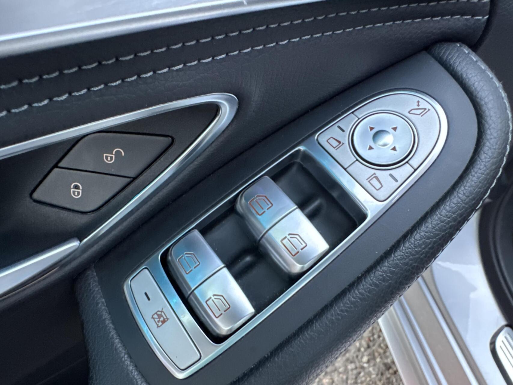 Foto van Mercedes-Benz C 200