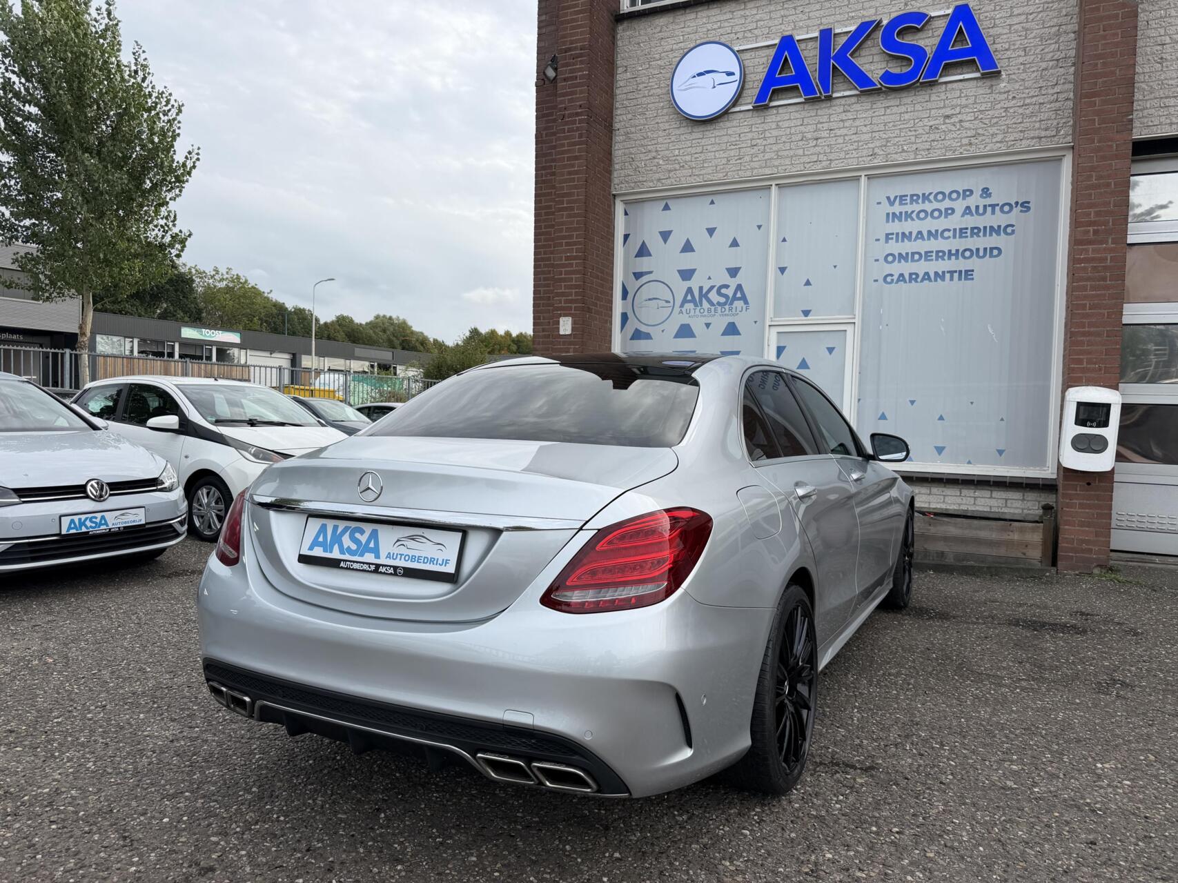 Foto van Mercedes-Benz C 200