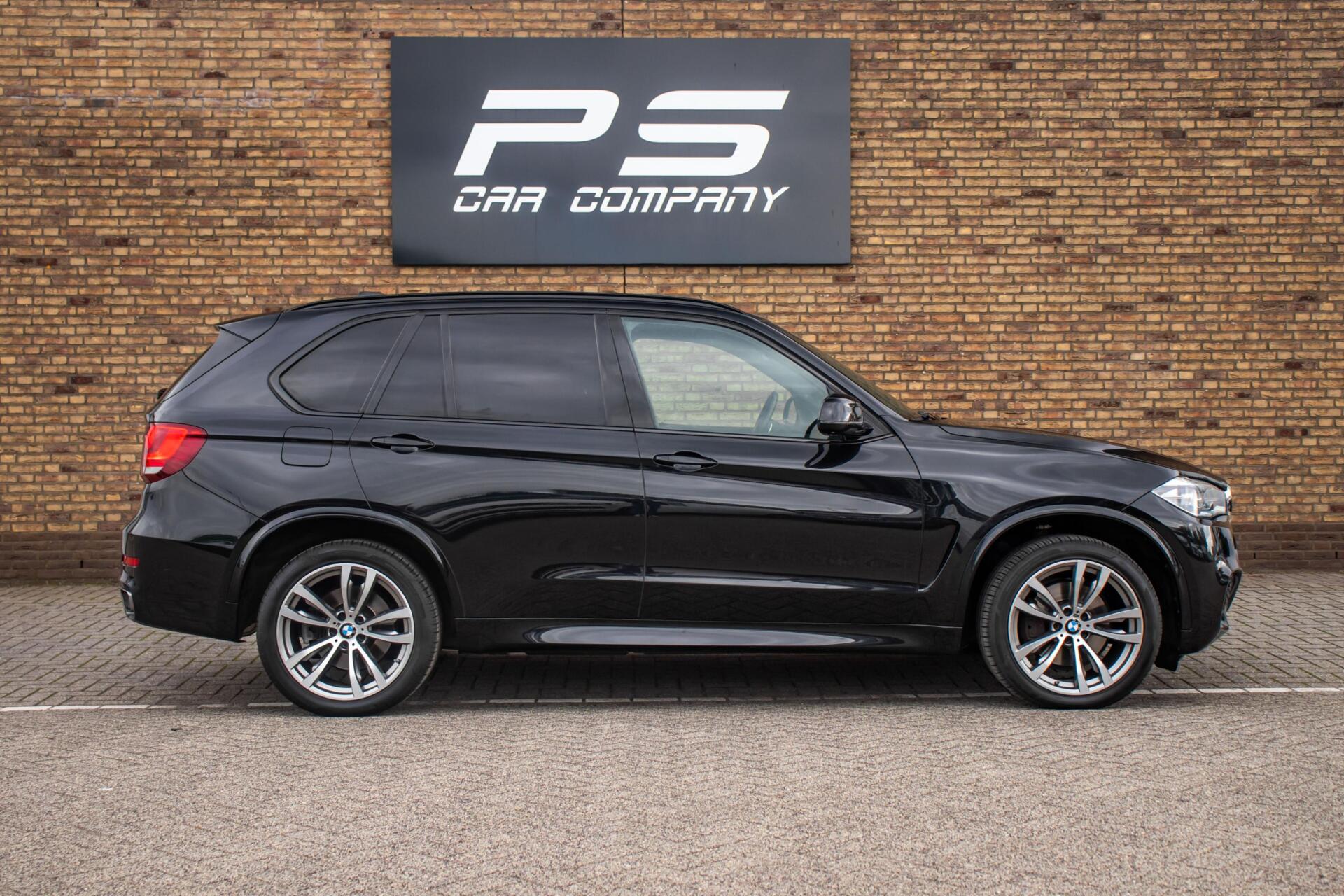 Foto van BMW X5 Xdrive40d