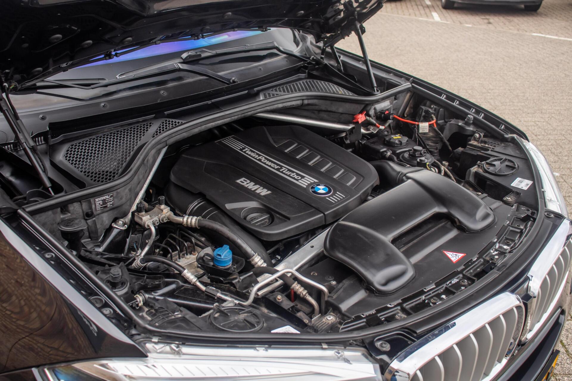 Foto van BMW X5 Xdrive40d