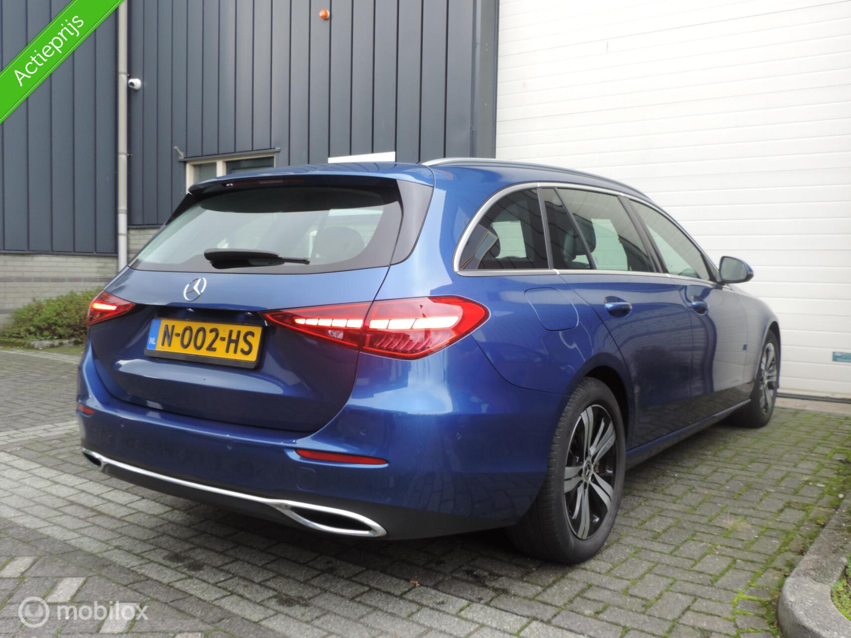 Foto van Mercedes-Benz C 200