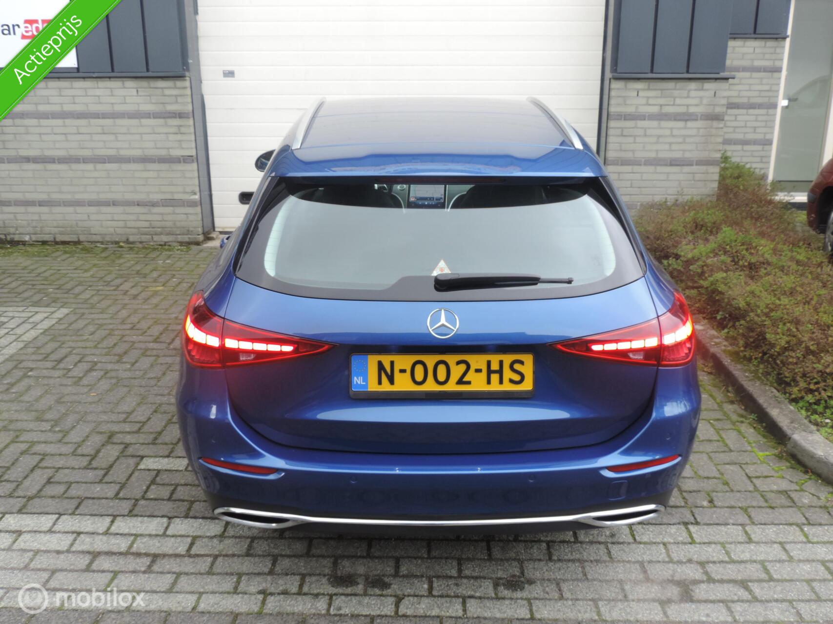 Foto van Mercedes-Benz C 200