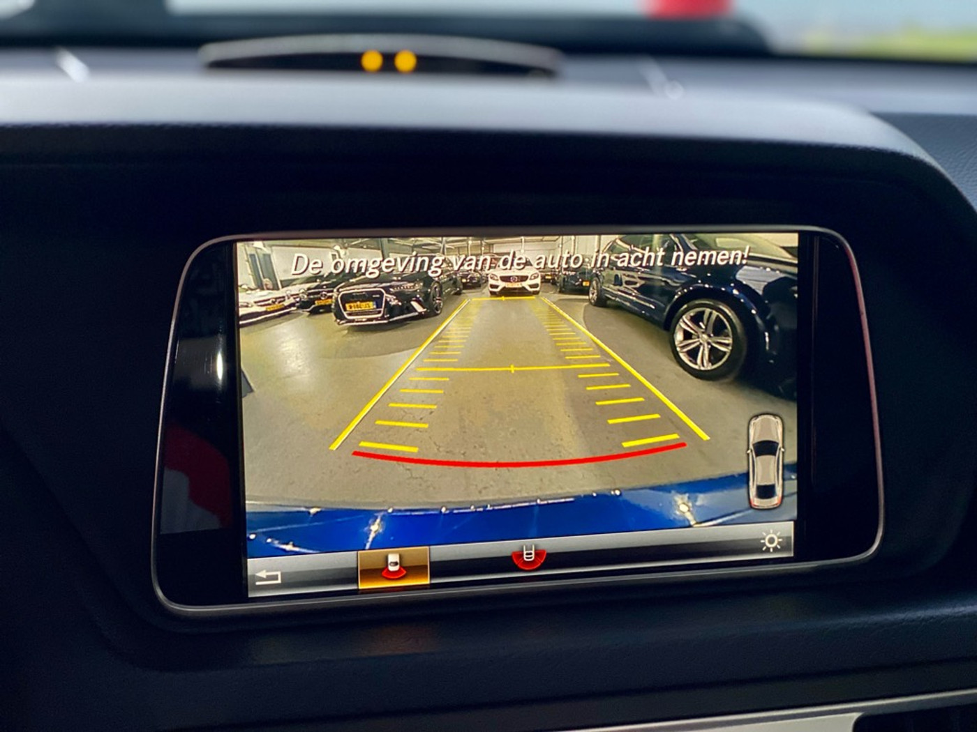Foto van Mercedes-Benz E 200