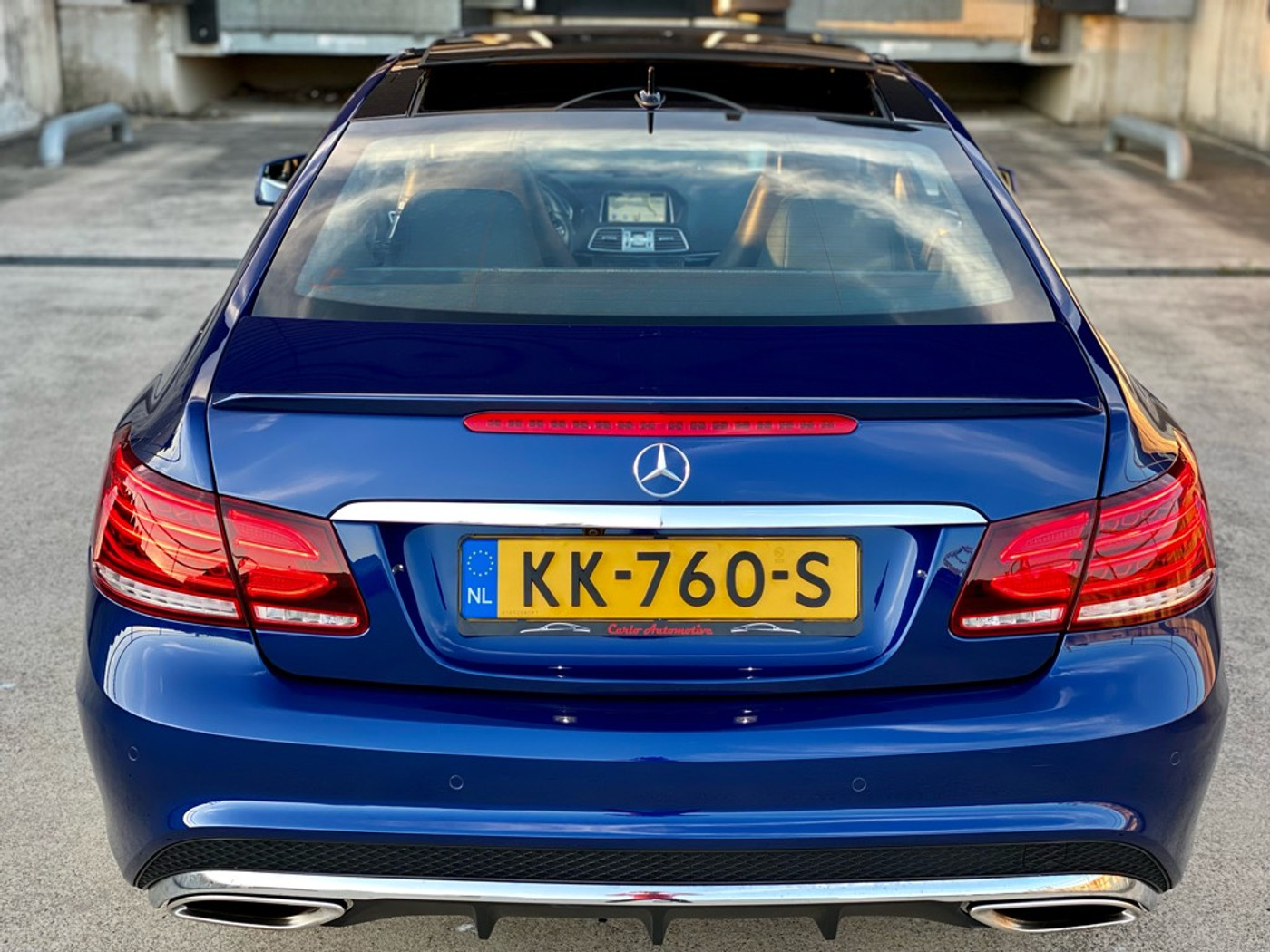 Foto van Mercedes-Benz E 200