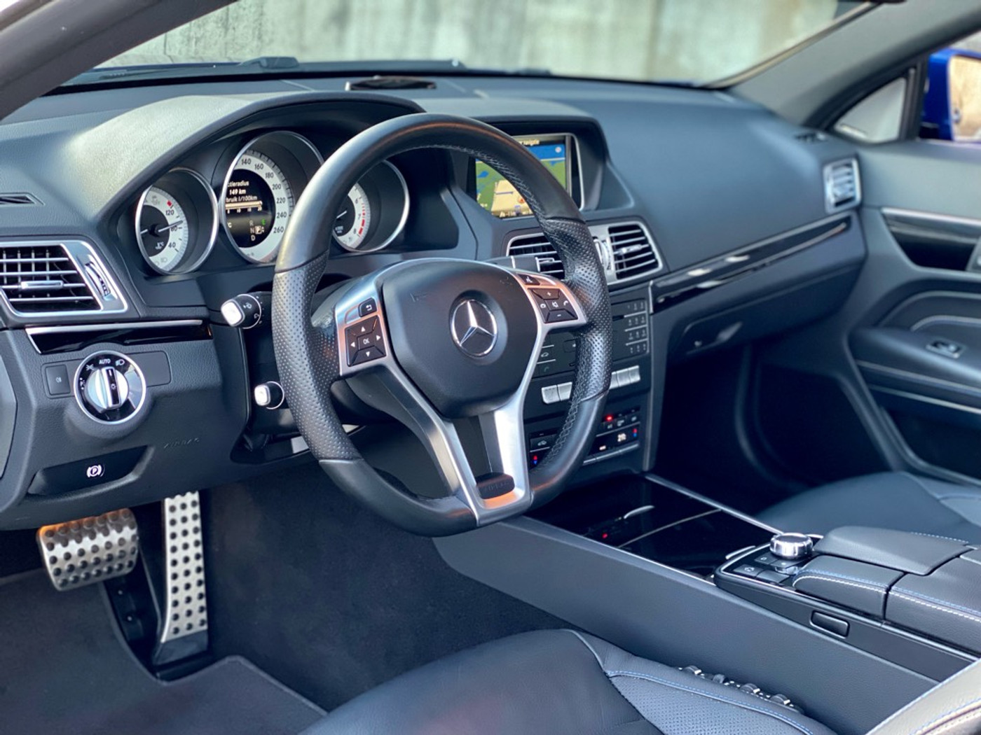 Foto van Mercedes-Benz E 200