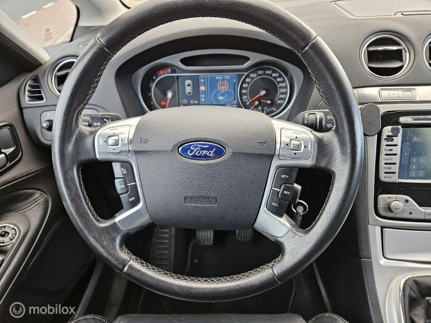 Foto van Ford S-max