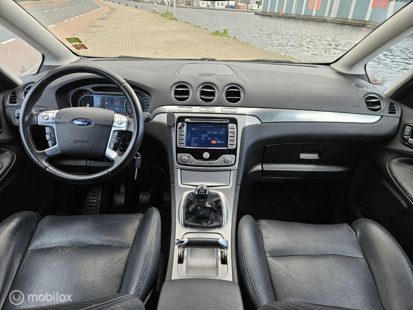 Foto van Ford S-max