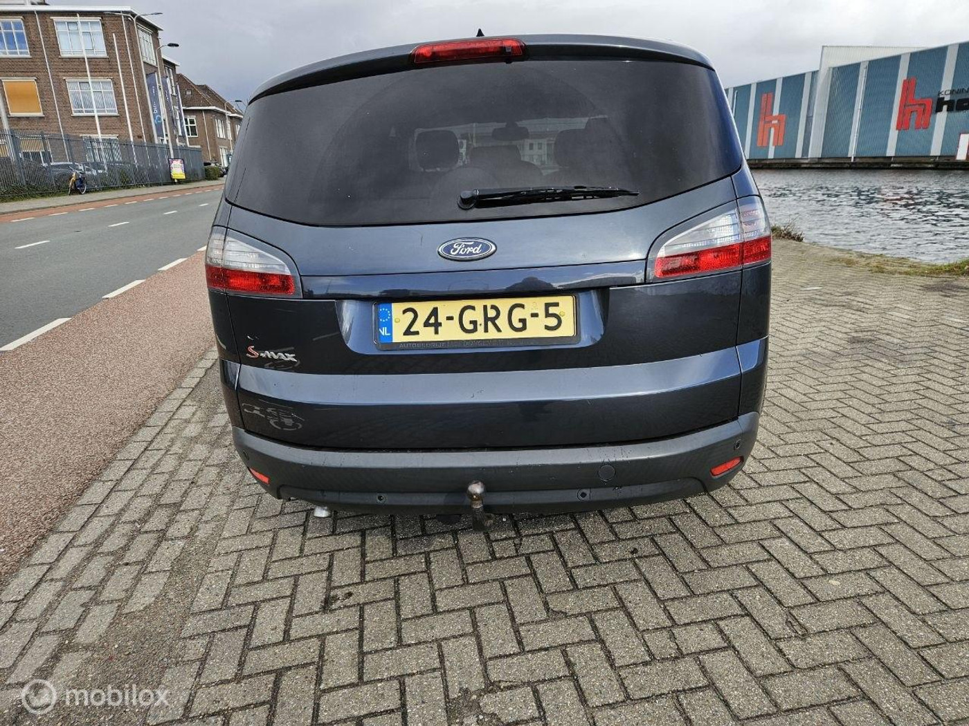 Foto van Ford S-max