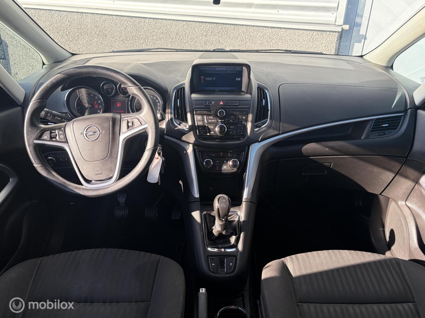Foto van Opel Zafira Tourer