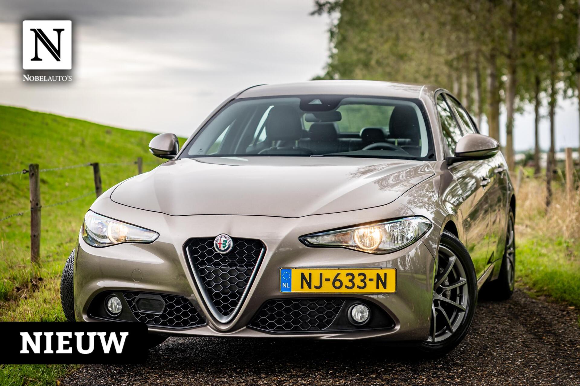 Alfa Romeo Giulia 2.0T Super |Nap |Leder |Automaat |Keyless 2017 - voorkant