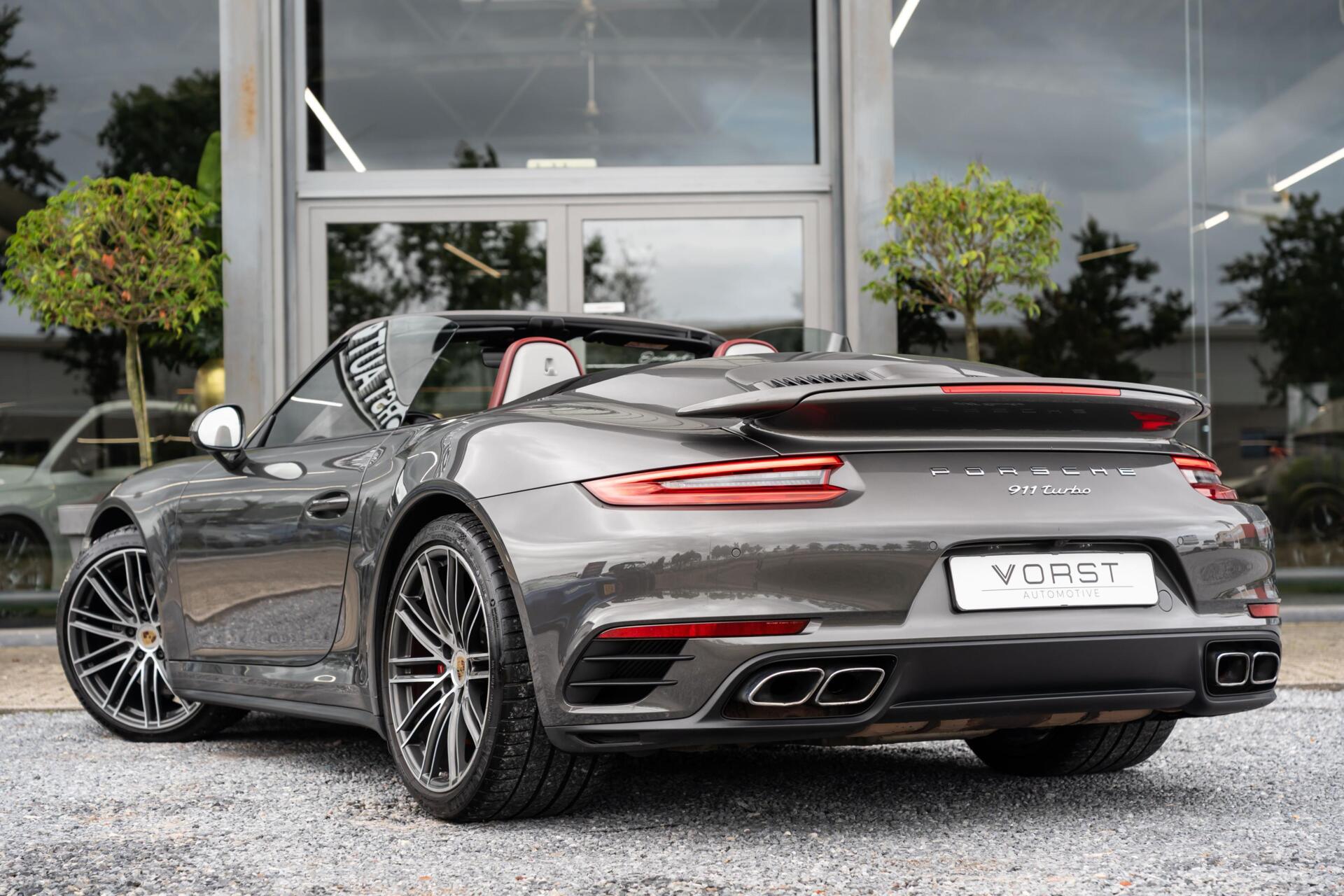 Foto van Porsche 911 Turbo