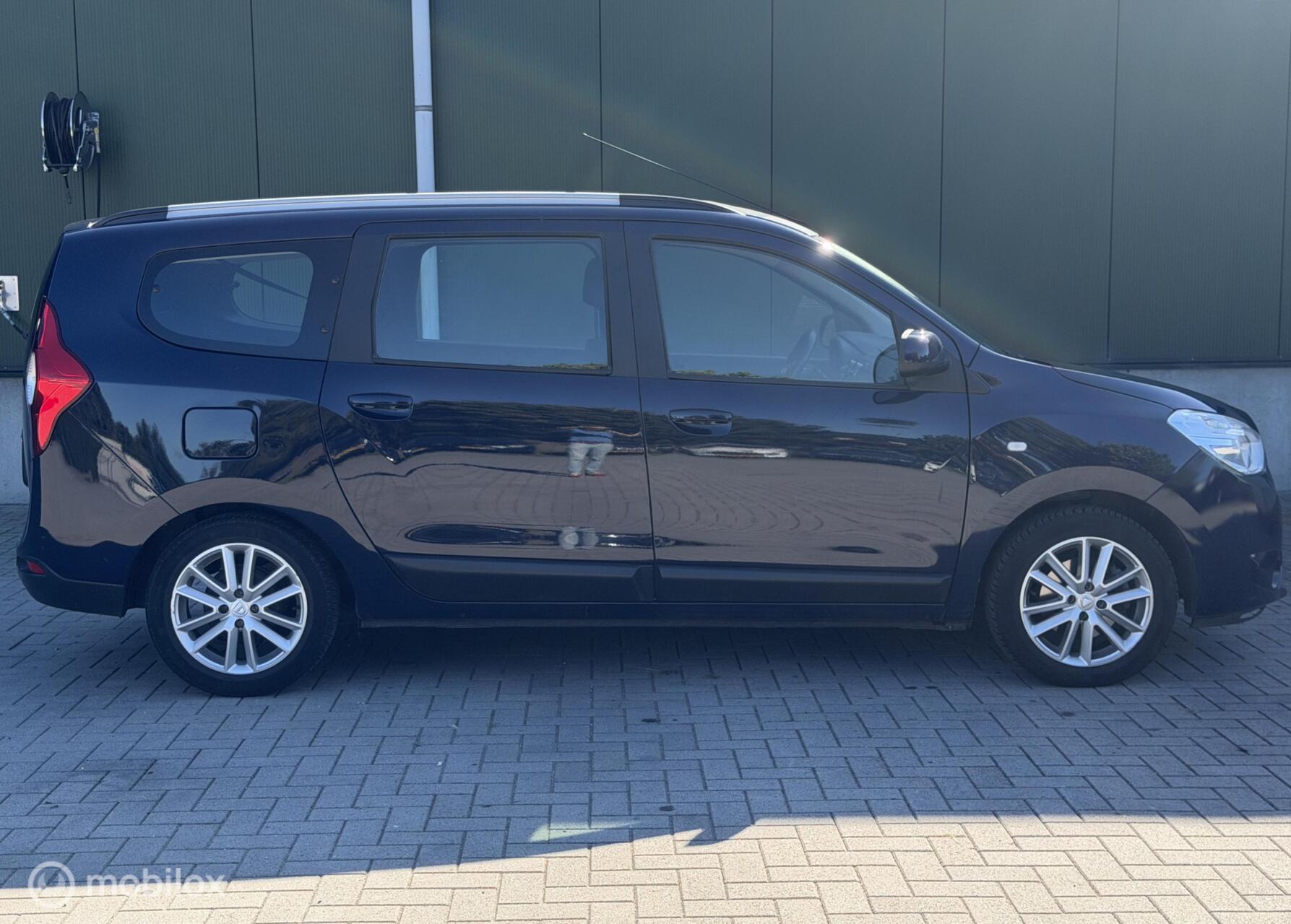 Foto van Dacia Lodgy