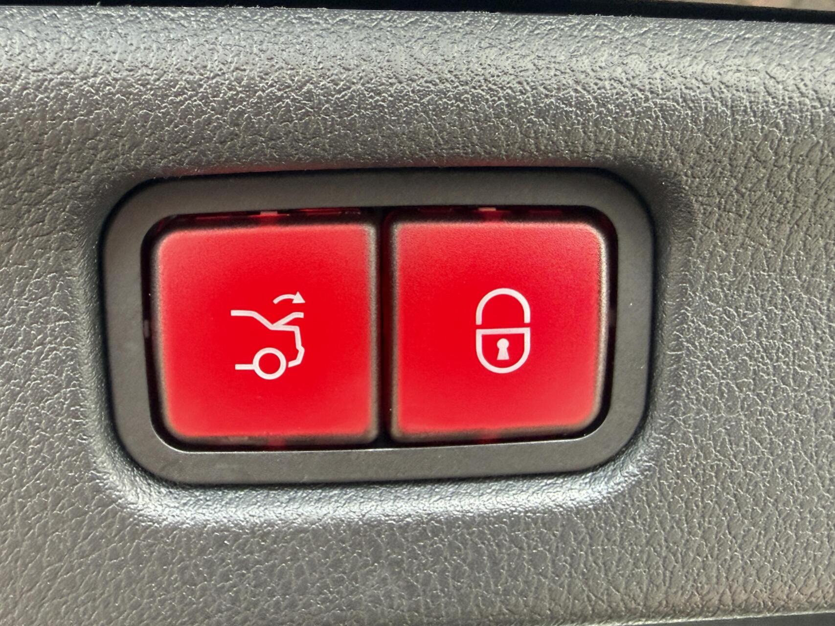 Foto van Mercedes-Benz C 200