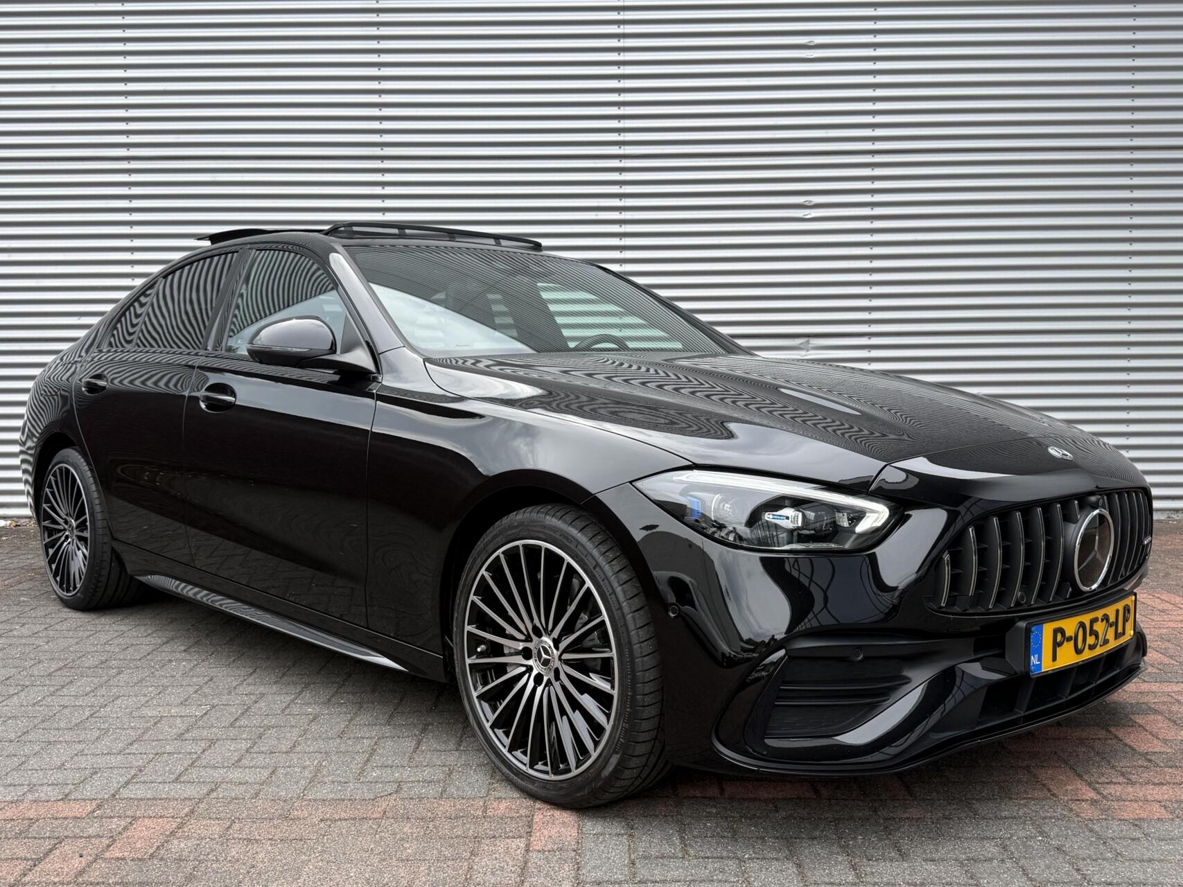 Foto van Mercedes-Benz C 200