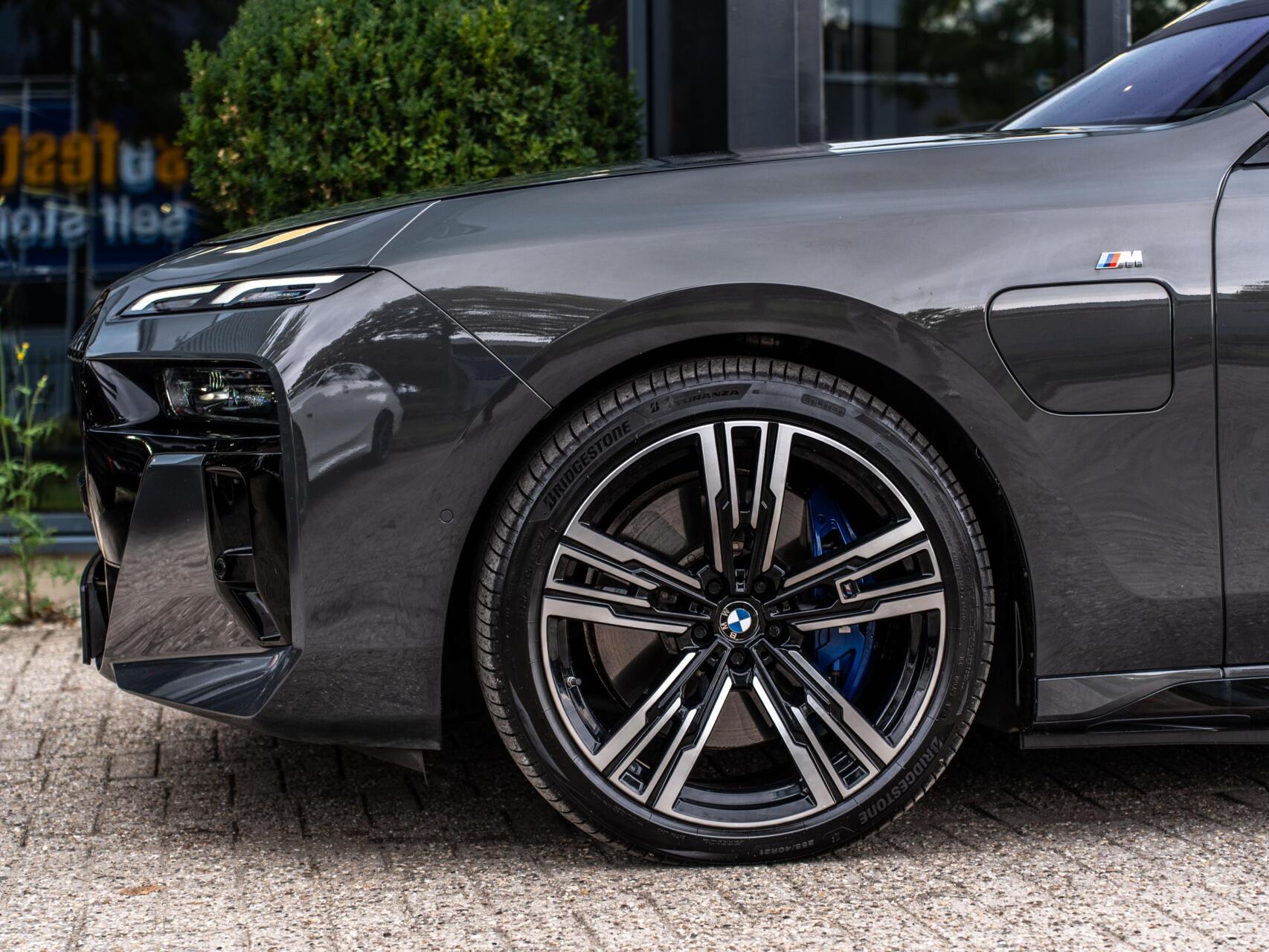 Foto van BMW 750e xDrive