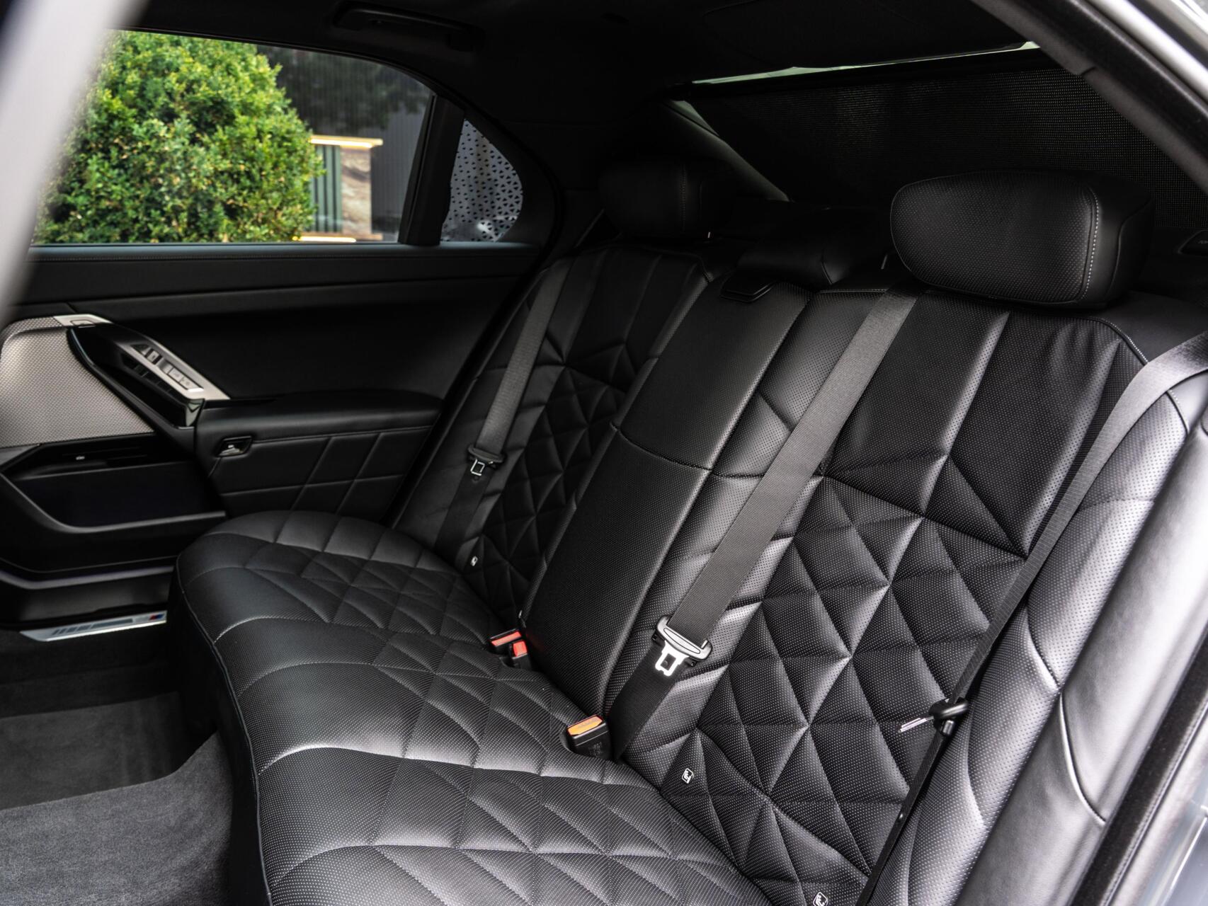 Foto van BMW 750e xDrive