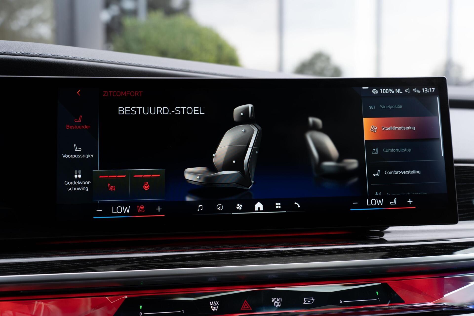Foto van BMW 750e xDrive