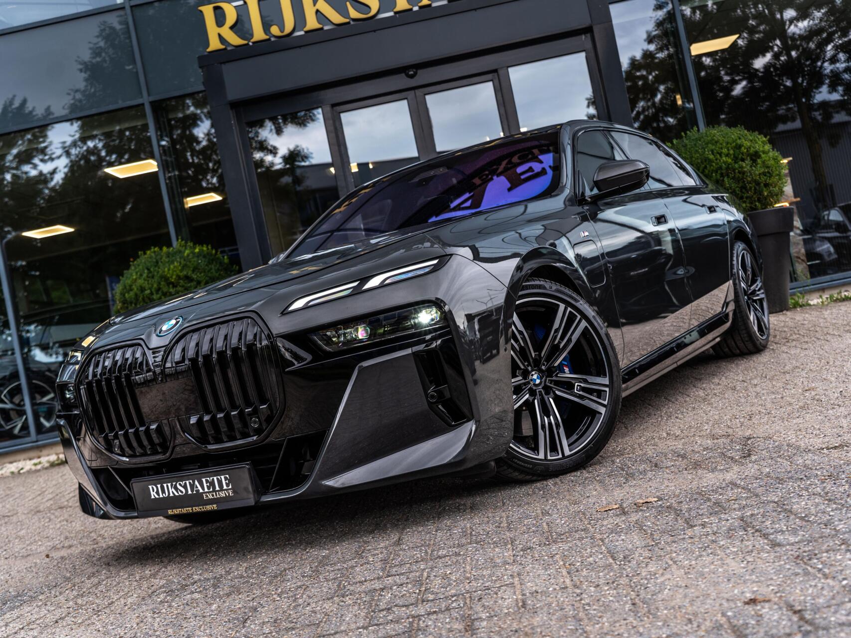 Foto van BMW 750e xDrive