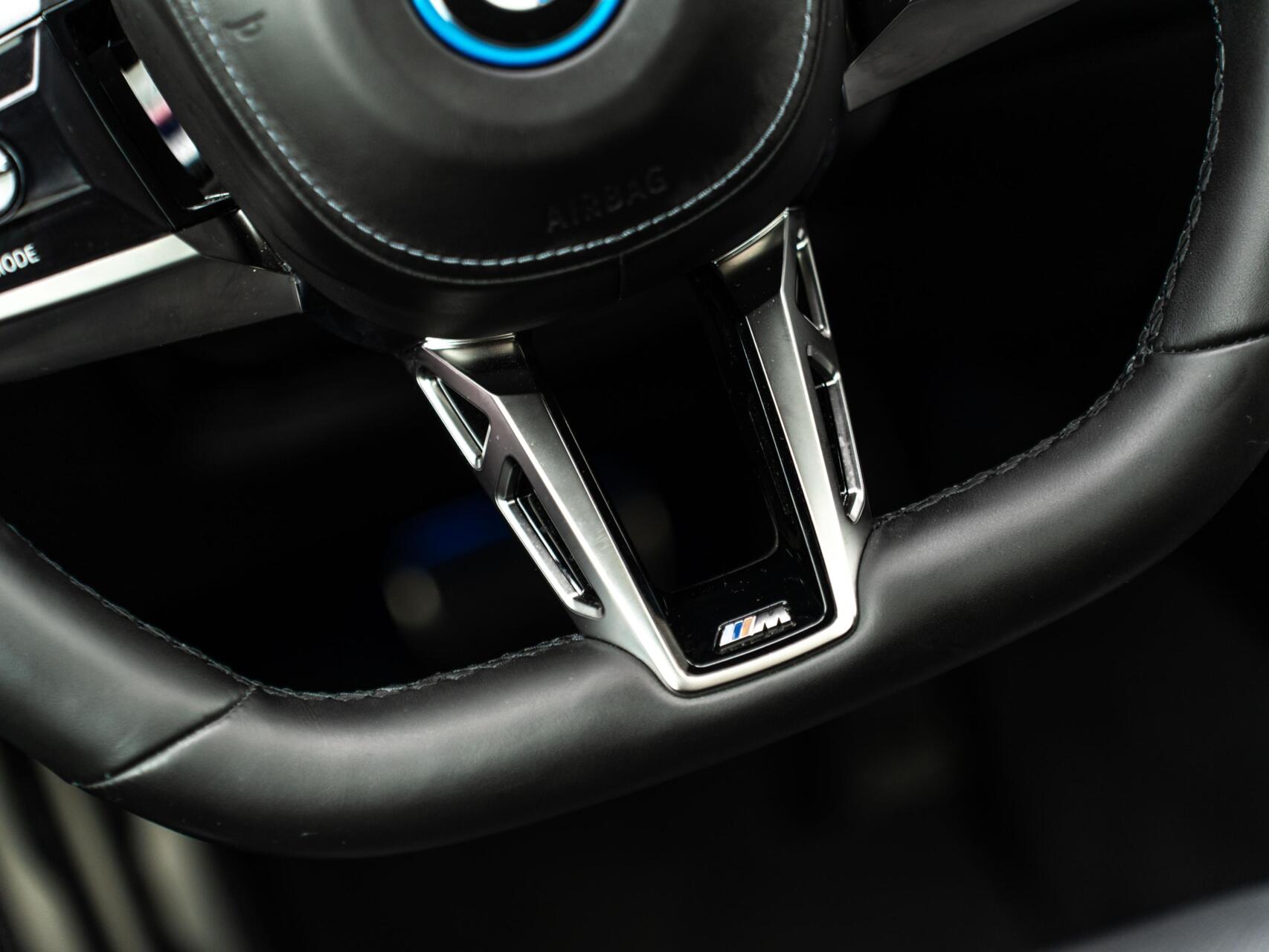 Foto van BMW 750e xDrive