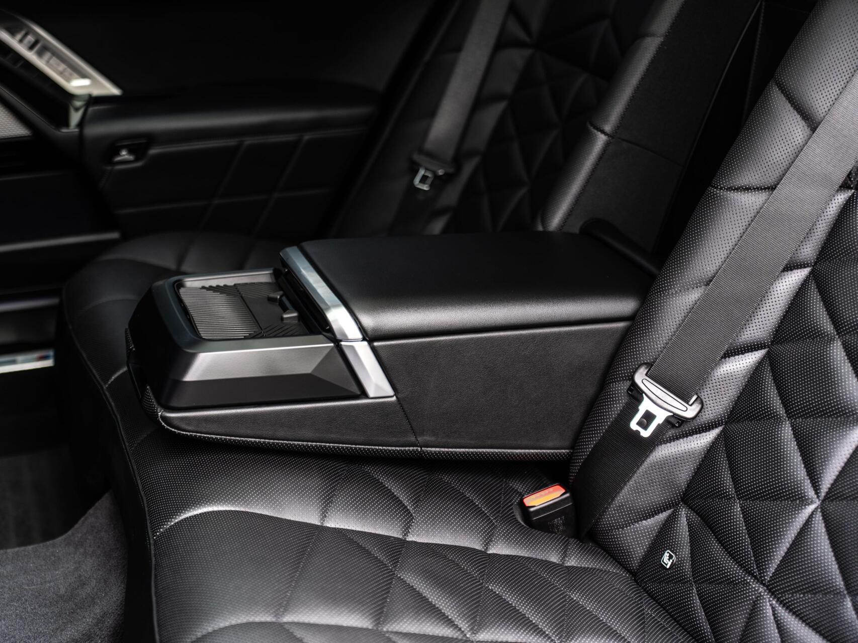 Foto van BMW 750e xDrive