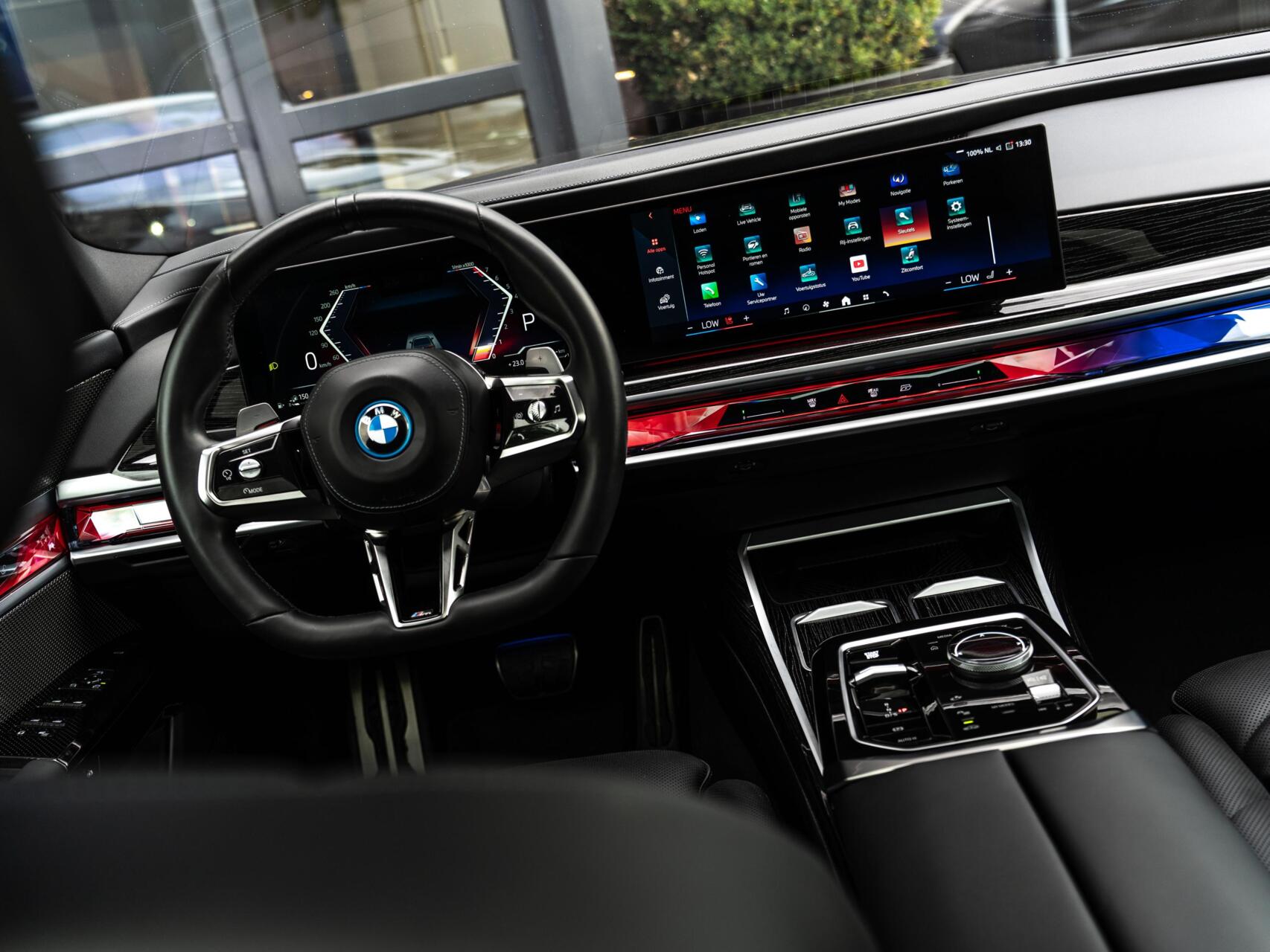 Foto van BMW 750e xDrive