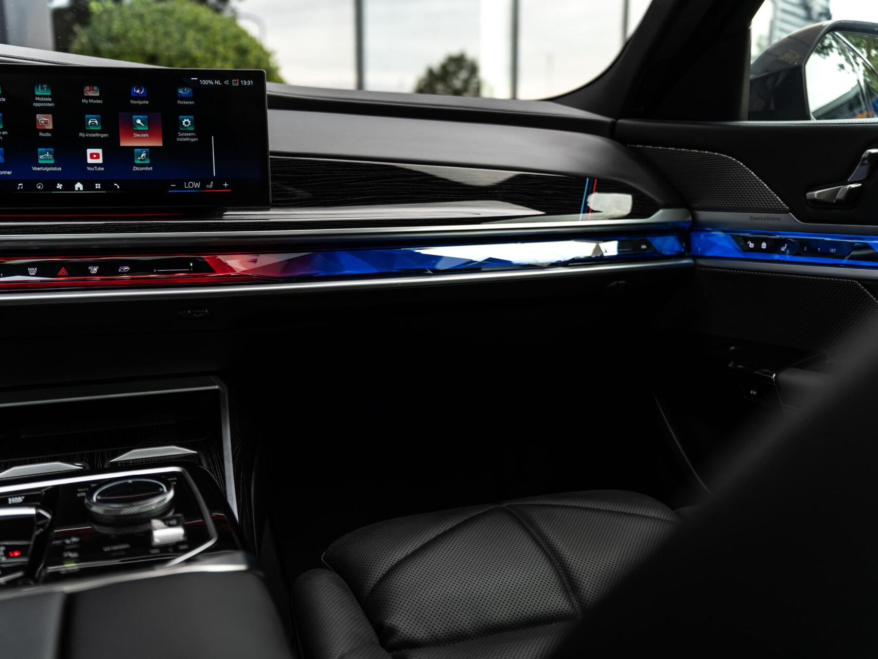 Foto van BMW 750e xDrive