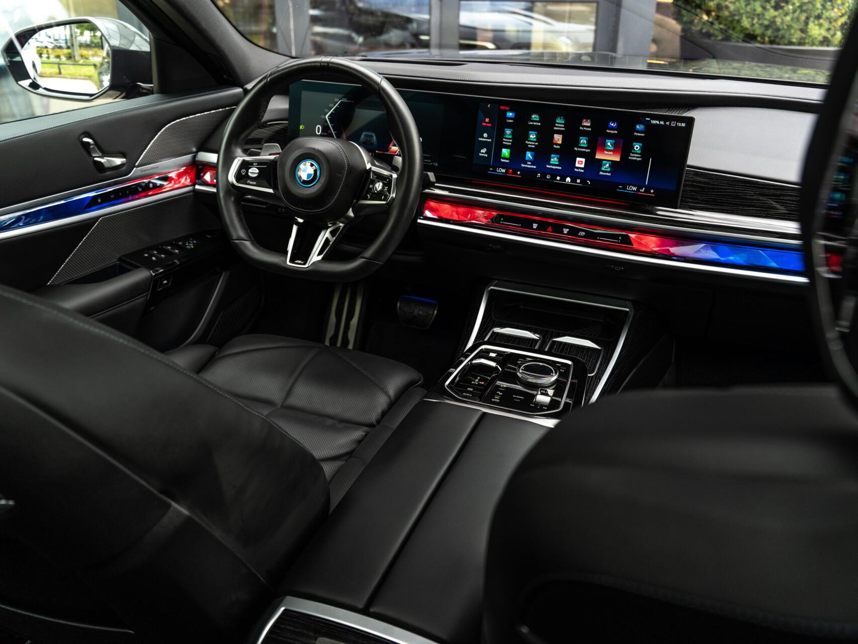 Foto van BMW 750e xDrive