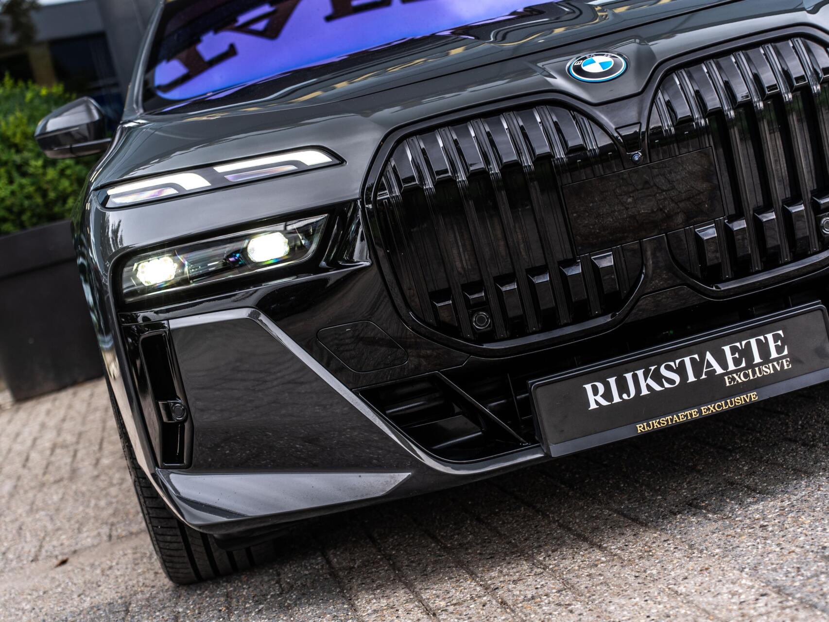 Foto van BMW 750e xDrive