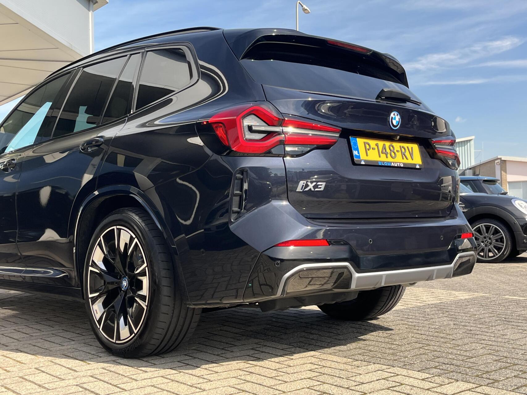 Foto van BMW Ix3