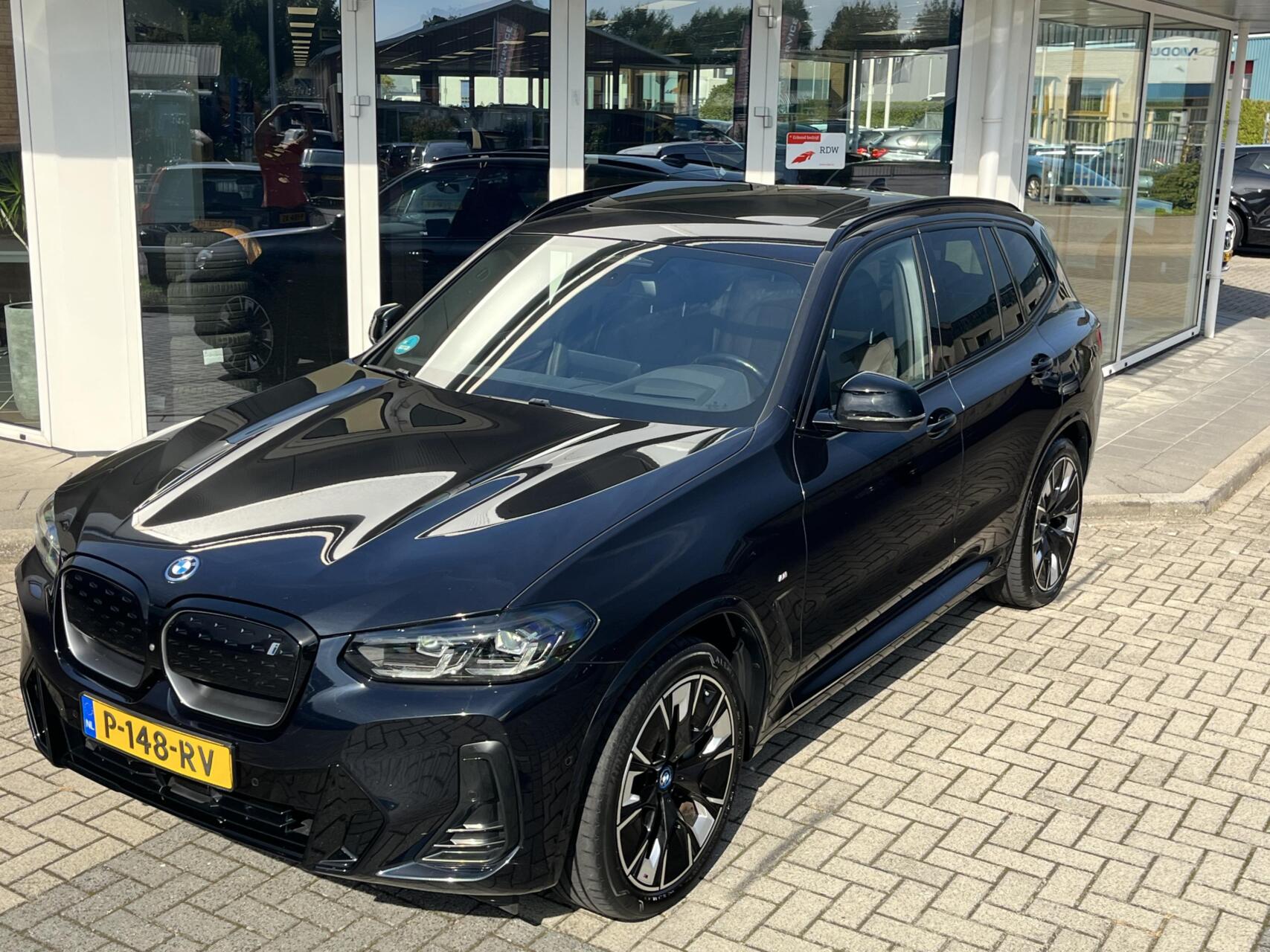 Foto van BMW Ix3