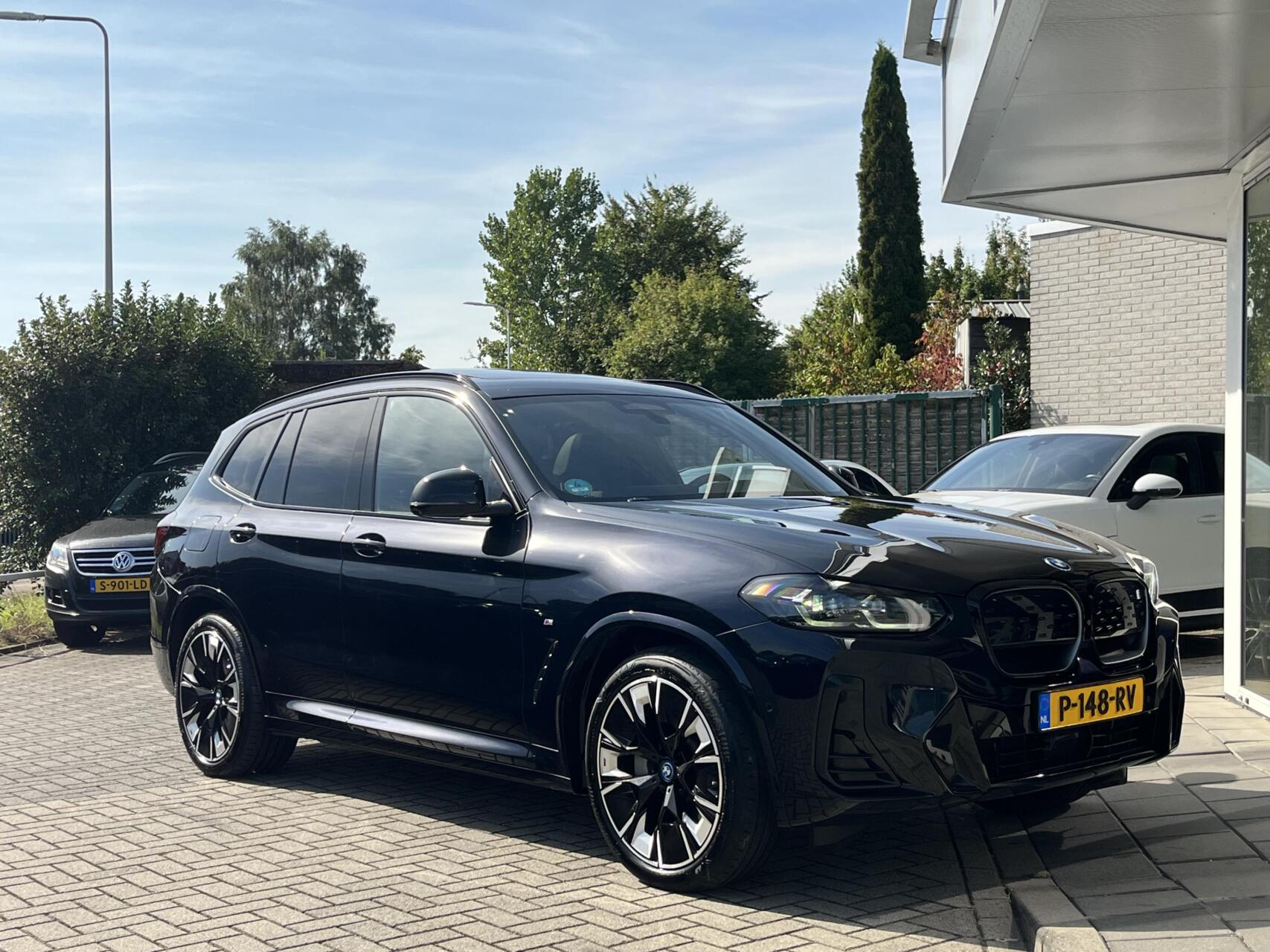 Foto van BMW Ix3